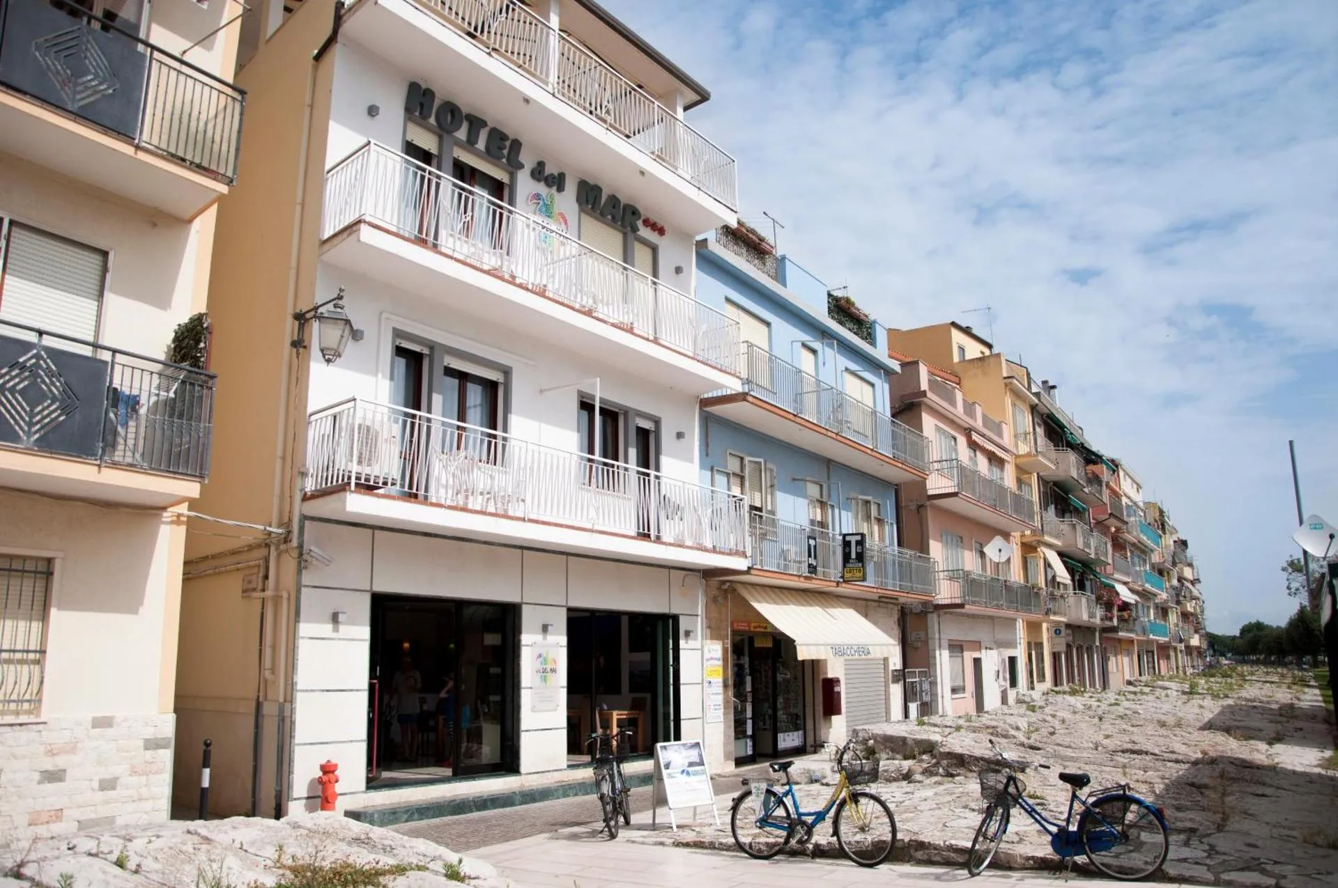 Dog Friendly Hotel $Sottomarina - $Hotel del Mar