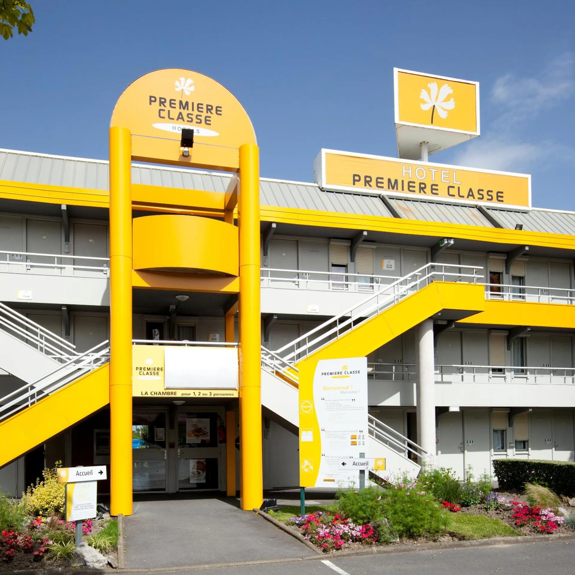 Dog Friendly Hotel $Boissy-Saint-Léger - $Premiere Classe Boissy St Leger