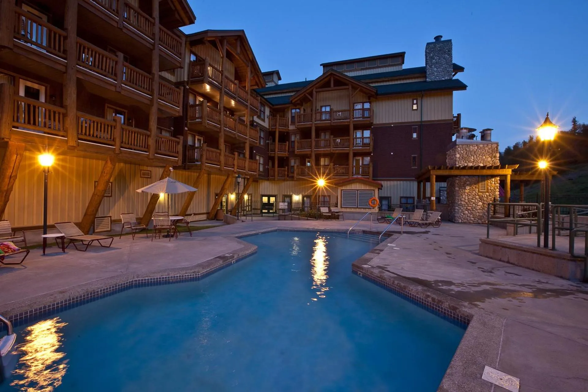 Dog Friendly Hotel $Kimberley - $Trickle Creek Lodge