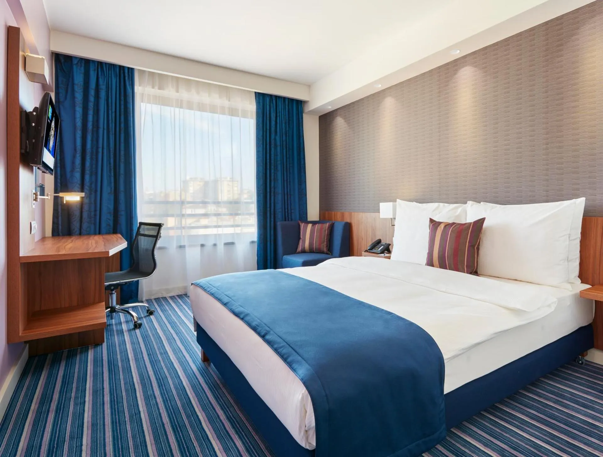Holiday Inn Express Belgrade - City, an IHG Hotel