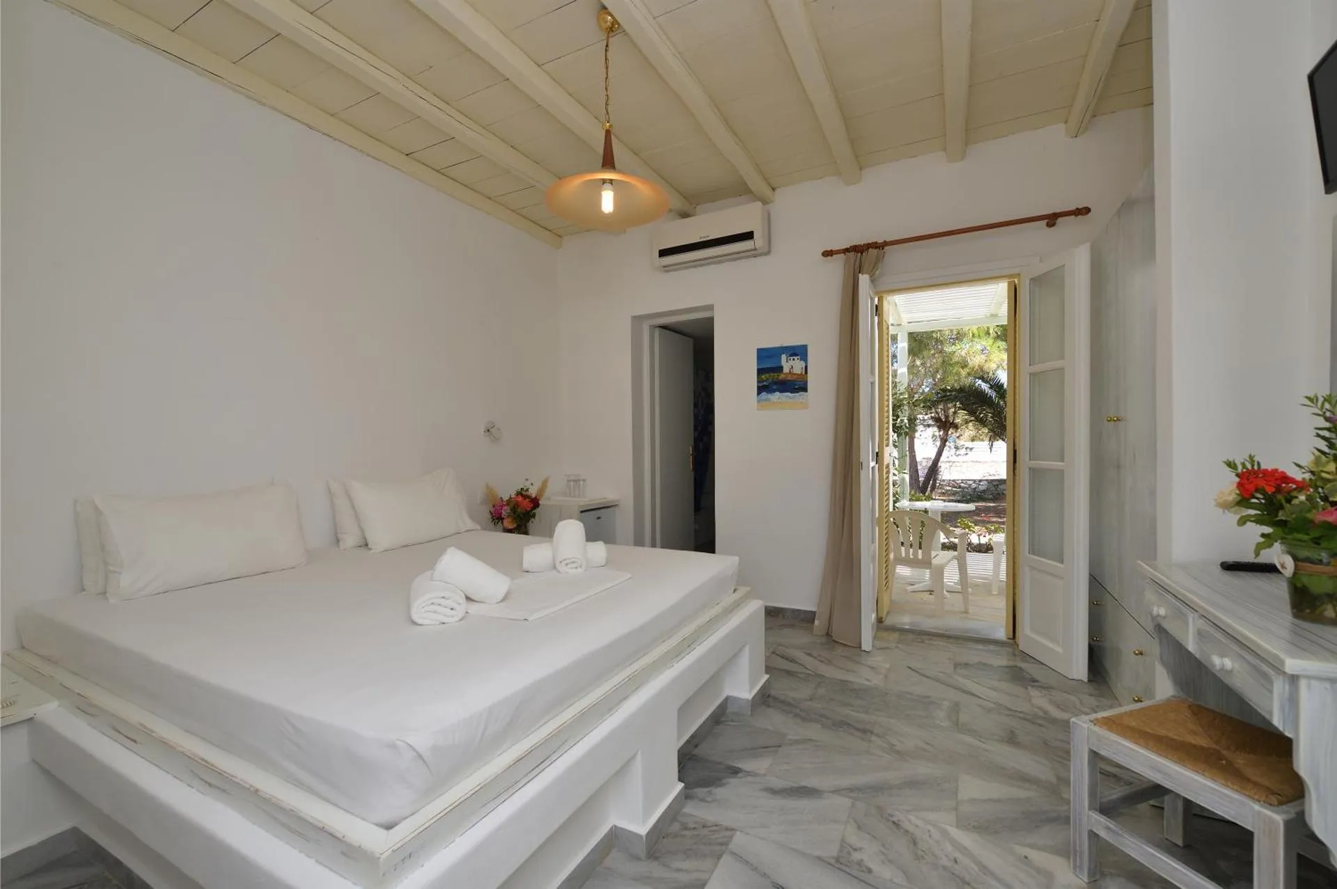 Surfing Beach Village Paros