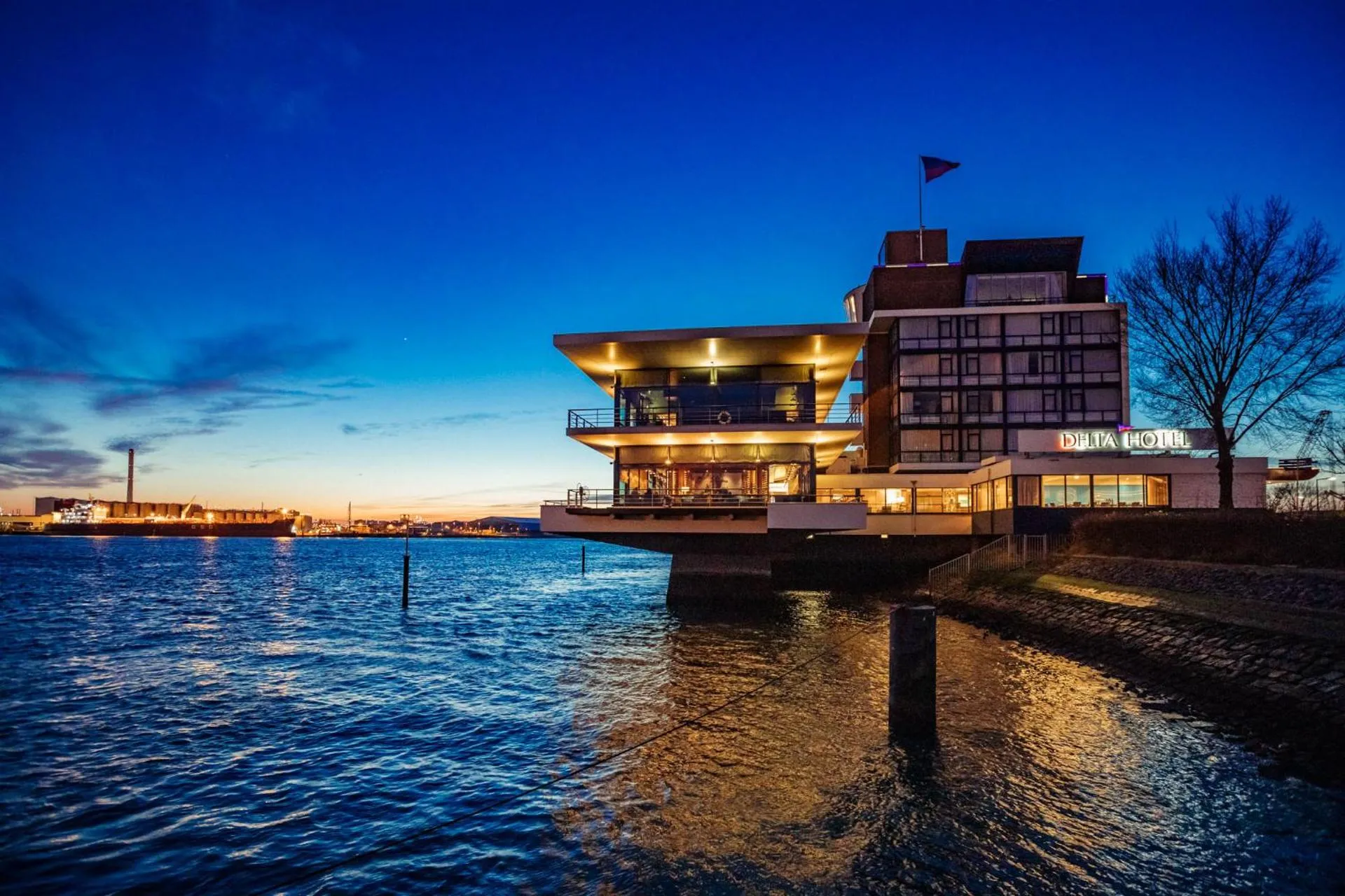 Dog Friendly Hotel $Vlaardingen - $Delta Hotel