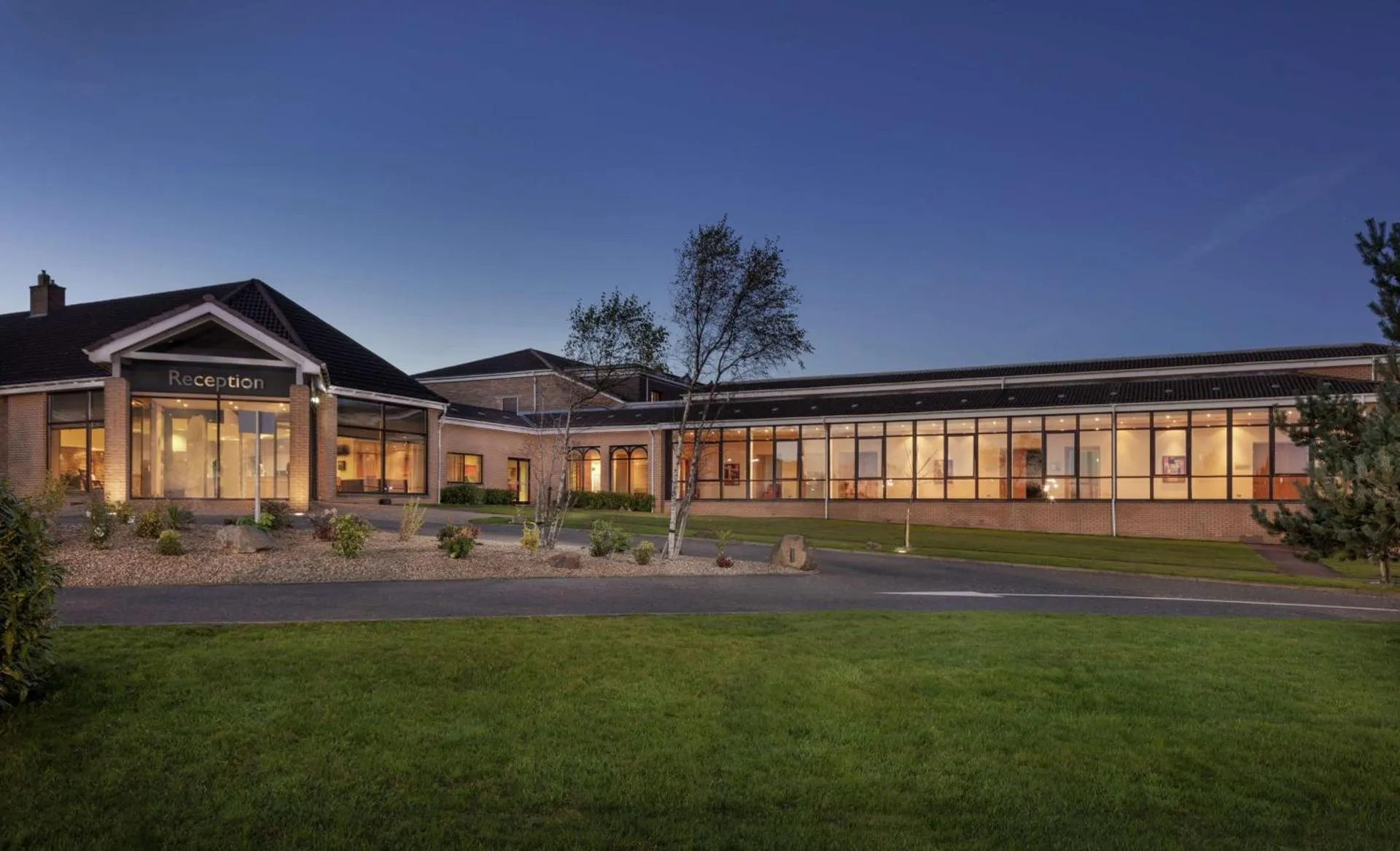 Dog Friendly Resort $Cumbernauld - $Doubletree By Hilton Glasgow Westerwood Spa & Golf Resort