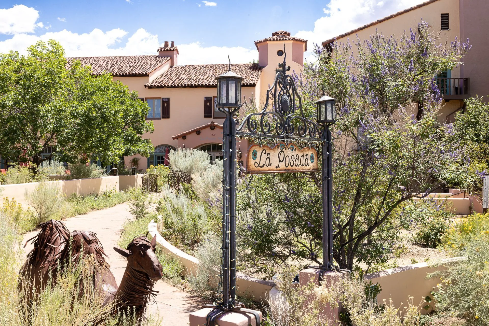 La Posada Hotel and Gardens, a dog friendly hotel in Winslow