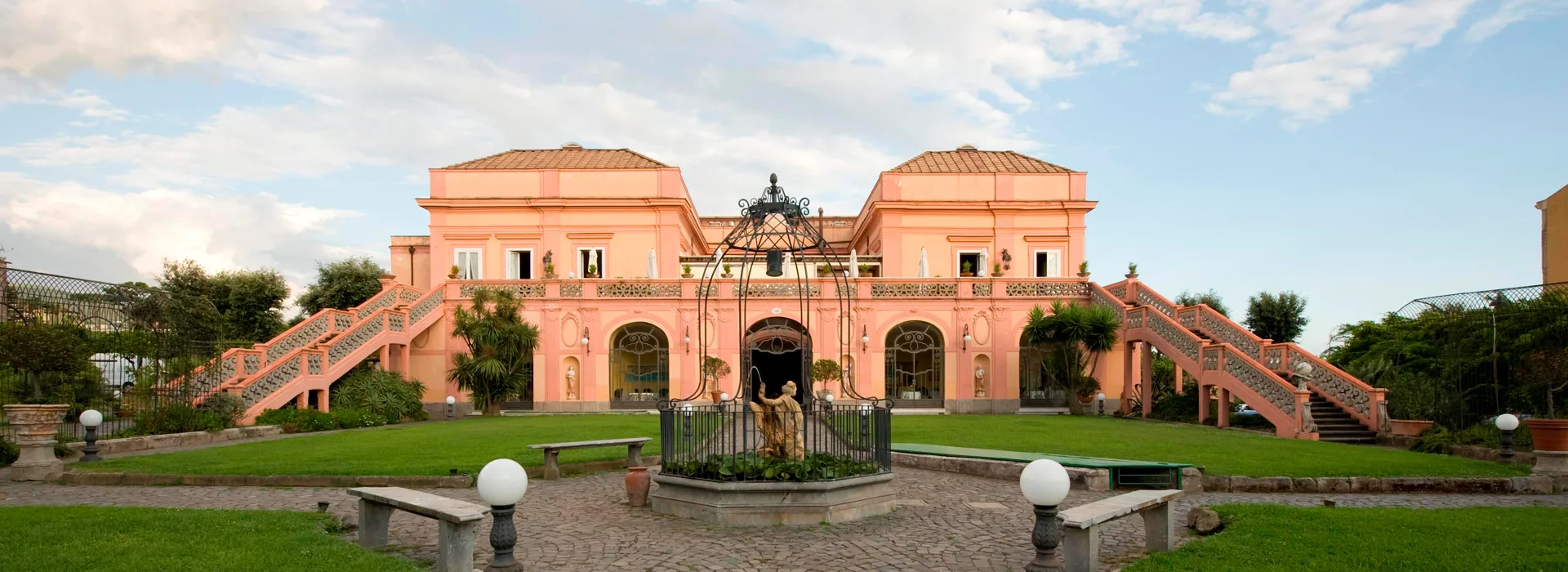 Villa Signorini Hotel interior