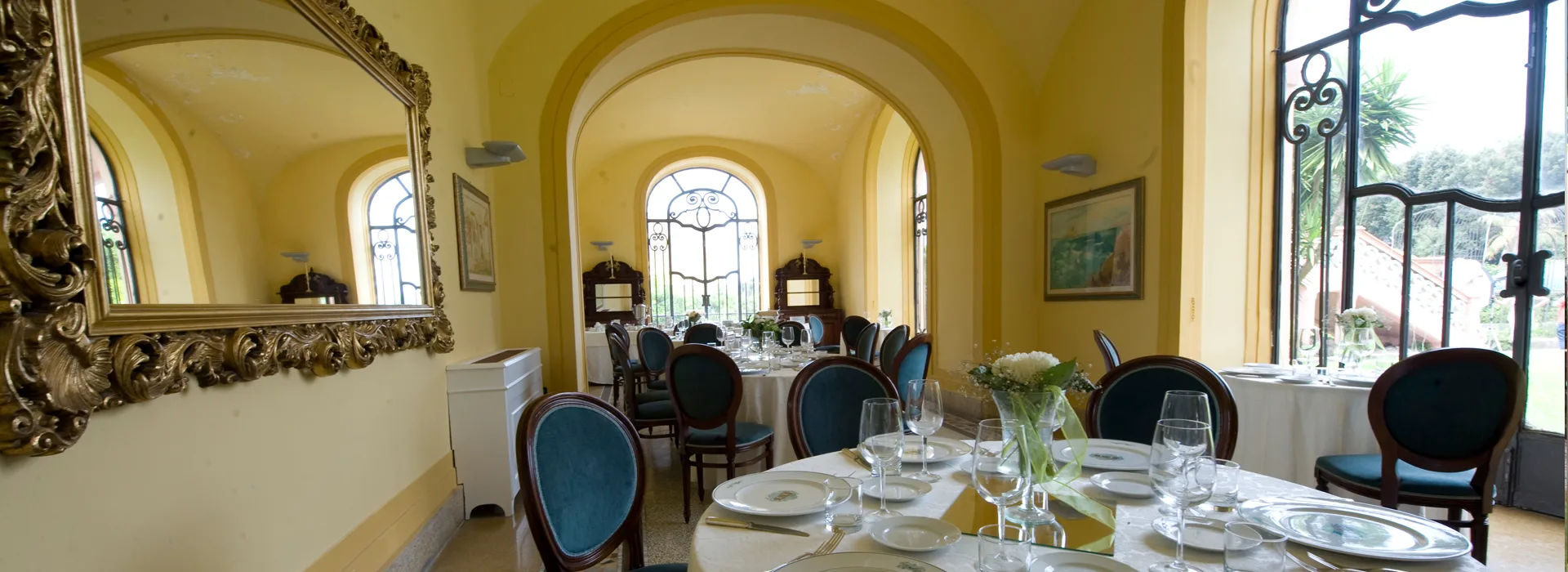 Villa Signorini Hotel interior