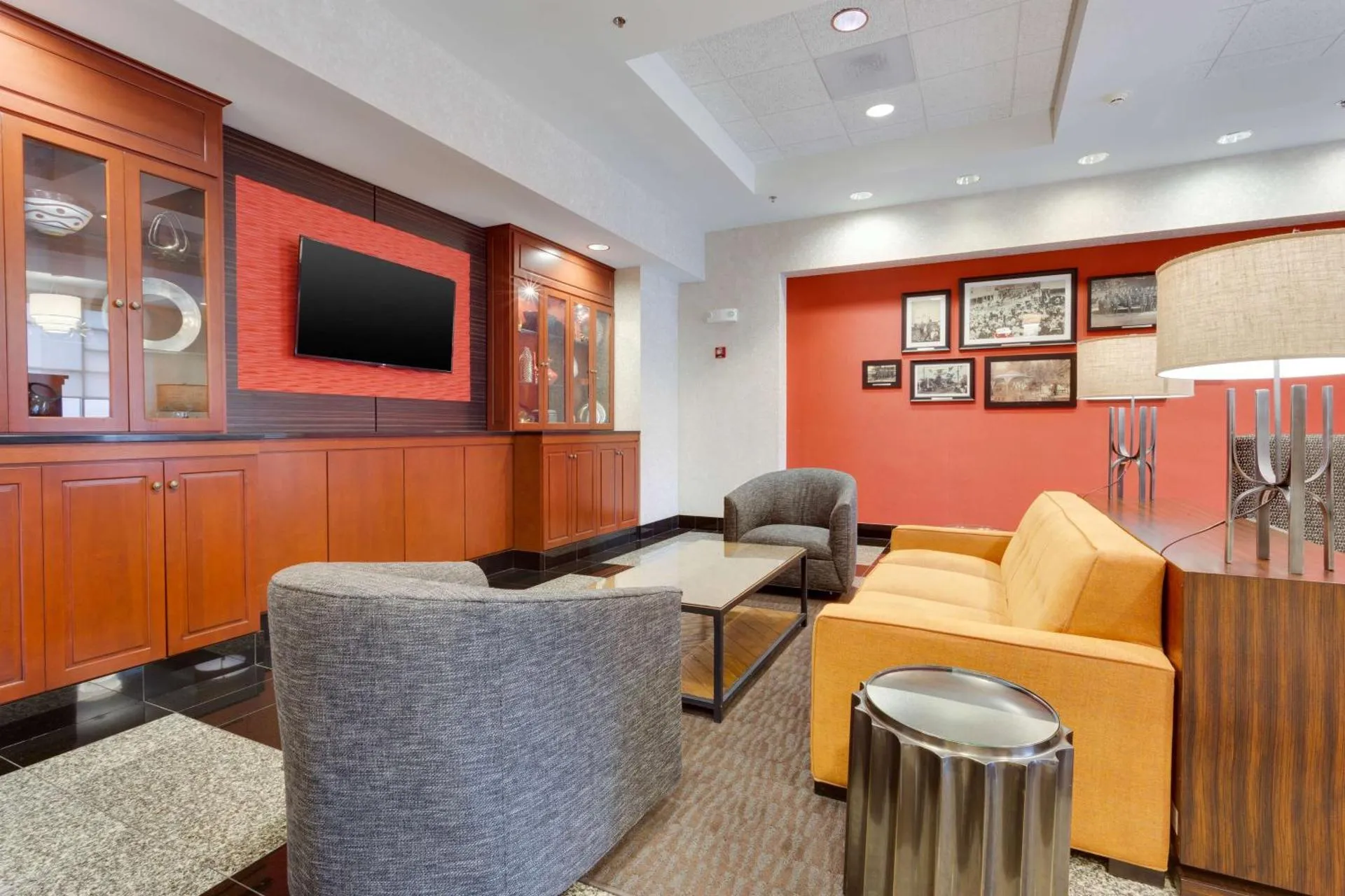Drury Inn & Suites St. Louis/O'Fallon, IL