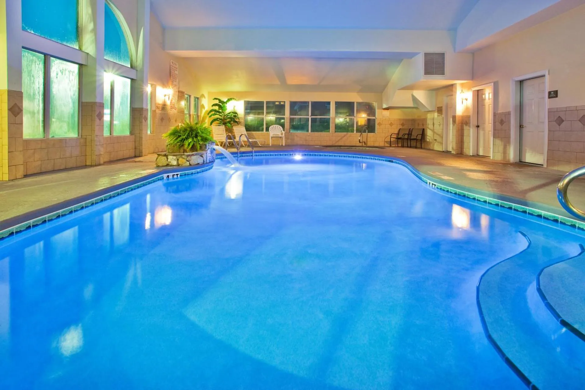 Country Inn & Suites by Radisson, Kingsland, GA