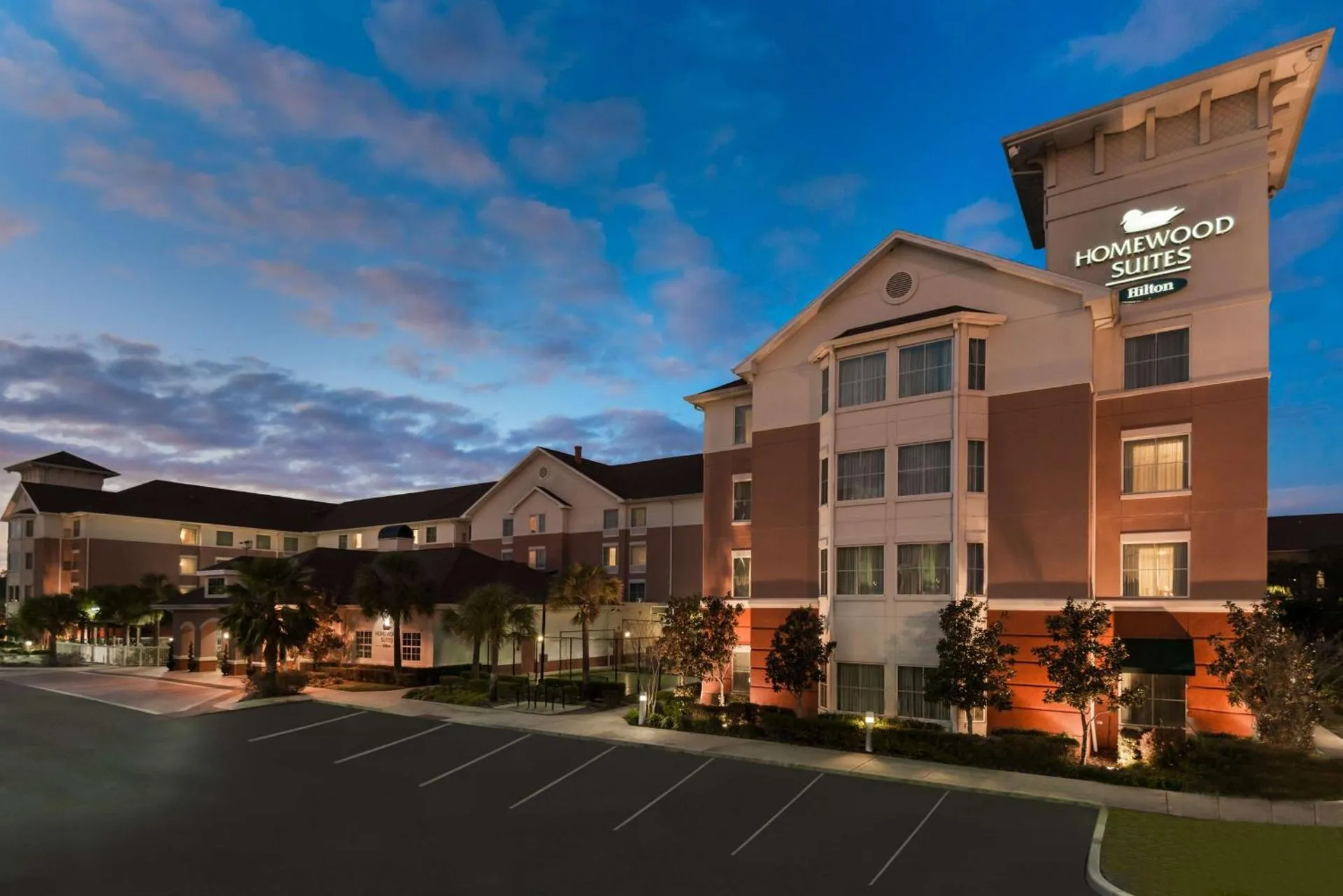Dog Friendly Hotel $Orlando - $Homewood Suites by Hilton Orlando Airport