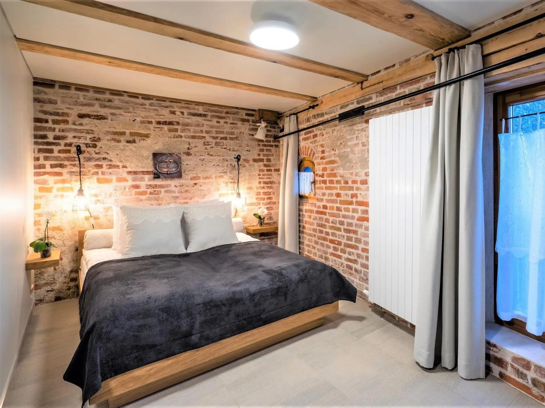 Dog Friendly Hotel $Rīga - $Rixwell Old Riga Palace Hotel