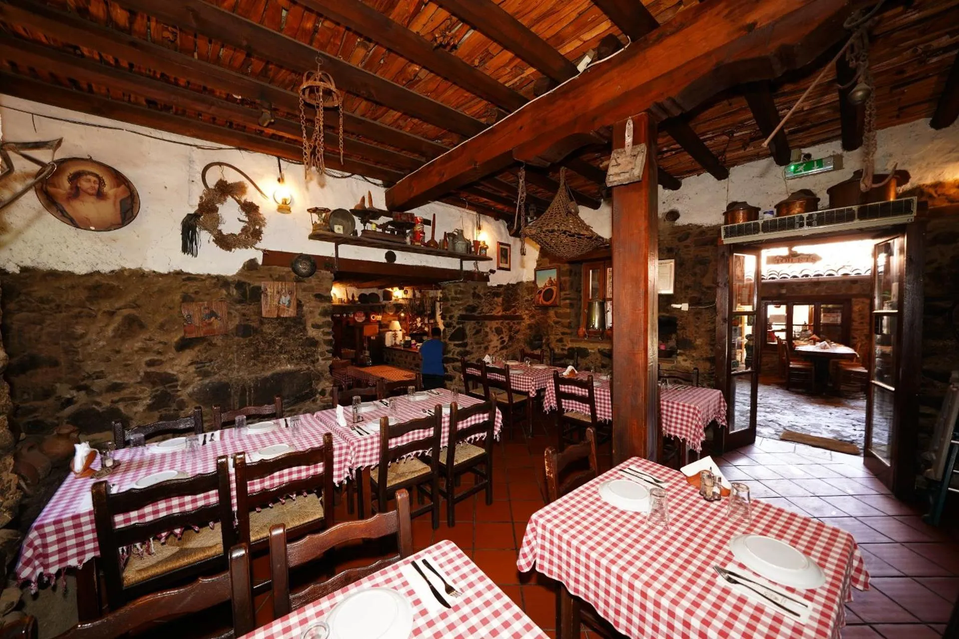 Dog Friendly Inn $Kakopetria - $Linos Inn