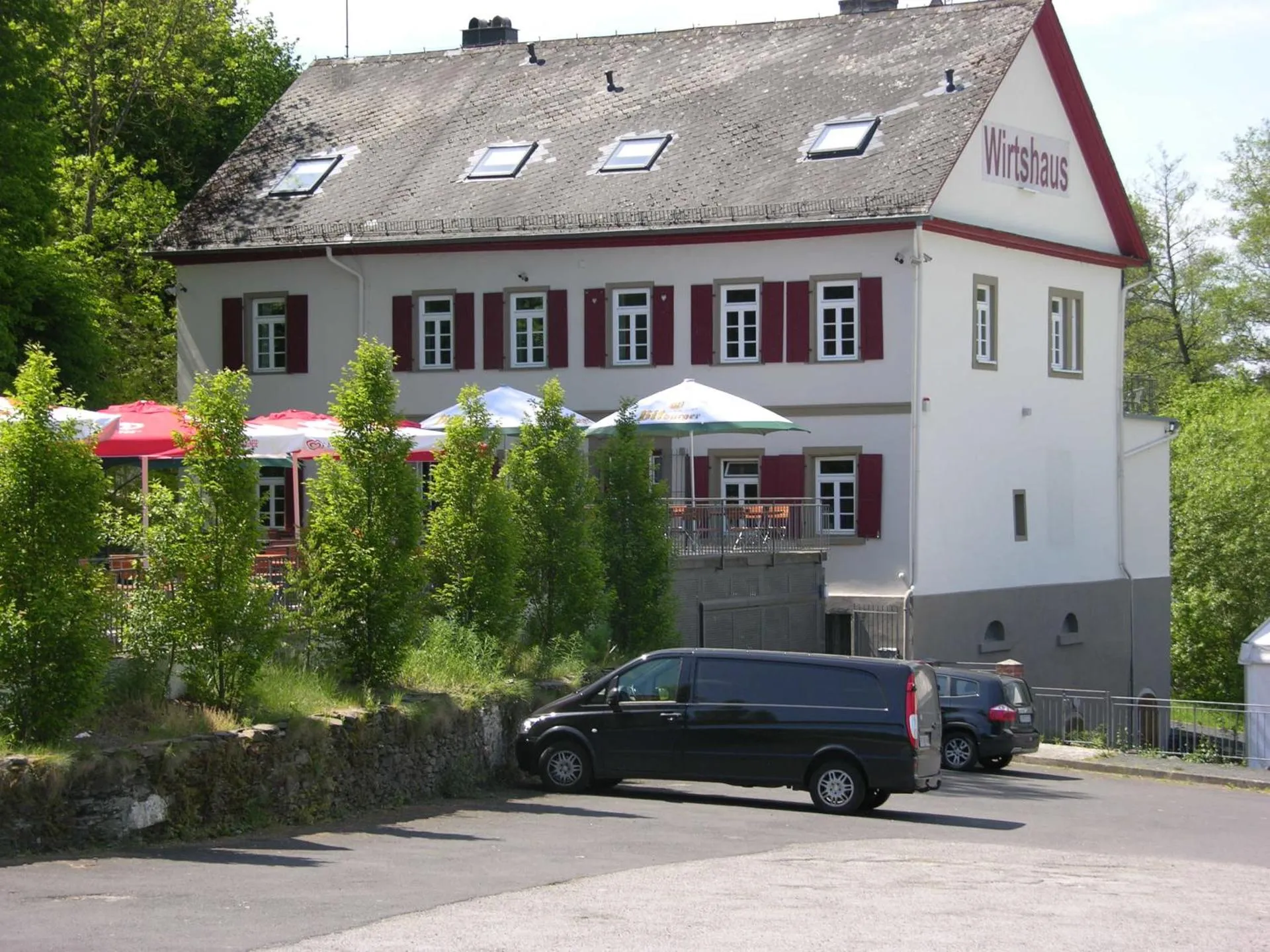 Dog Friendly Hotel $Simmern - $Domäne am See