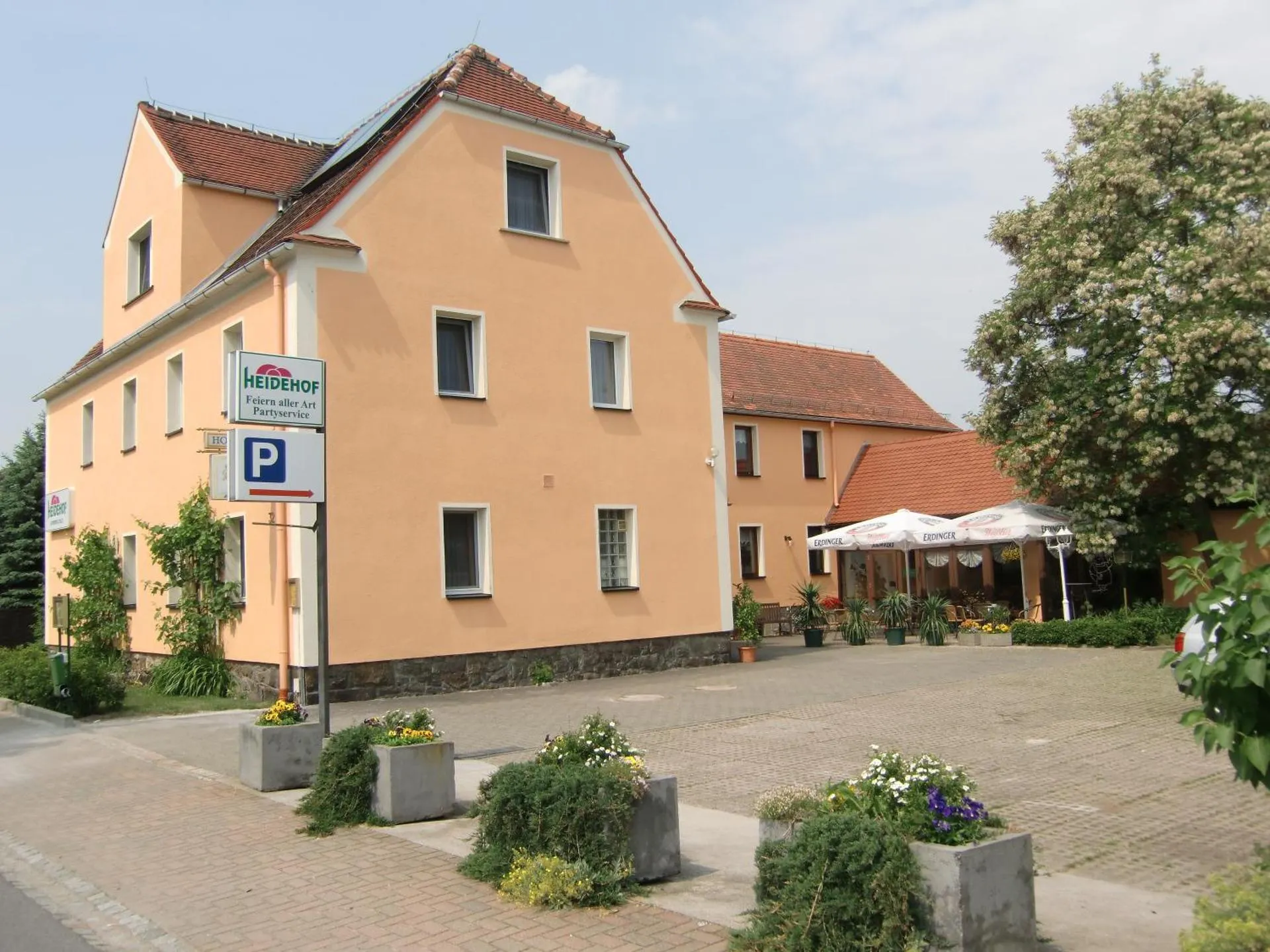 Dog Friendly Hotel $Königswartha - $Hotel Heidehof