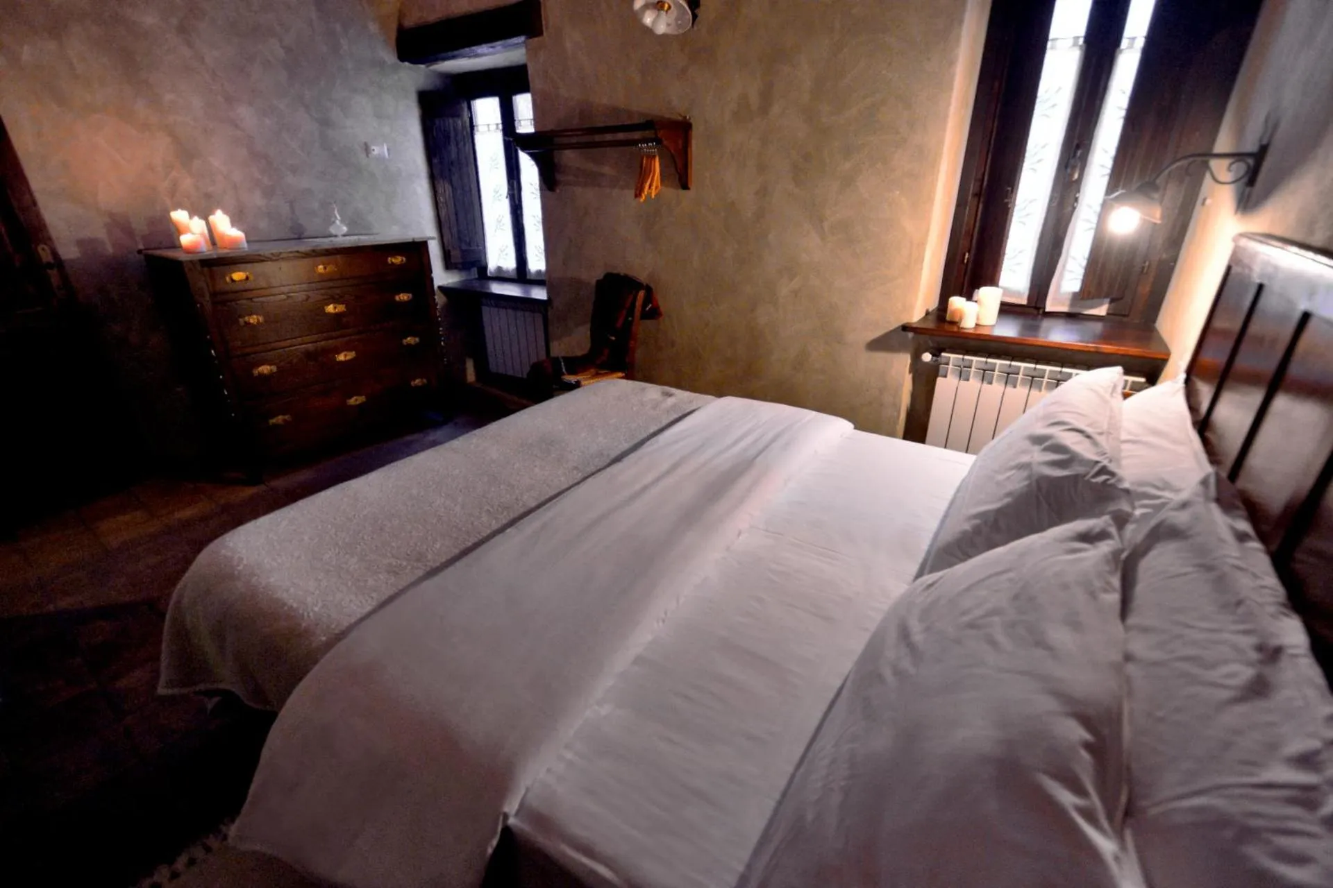 Robur Marsorum Albergo Diffuso