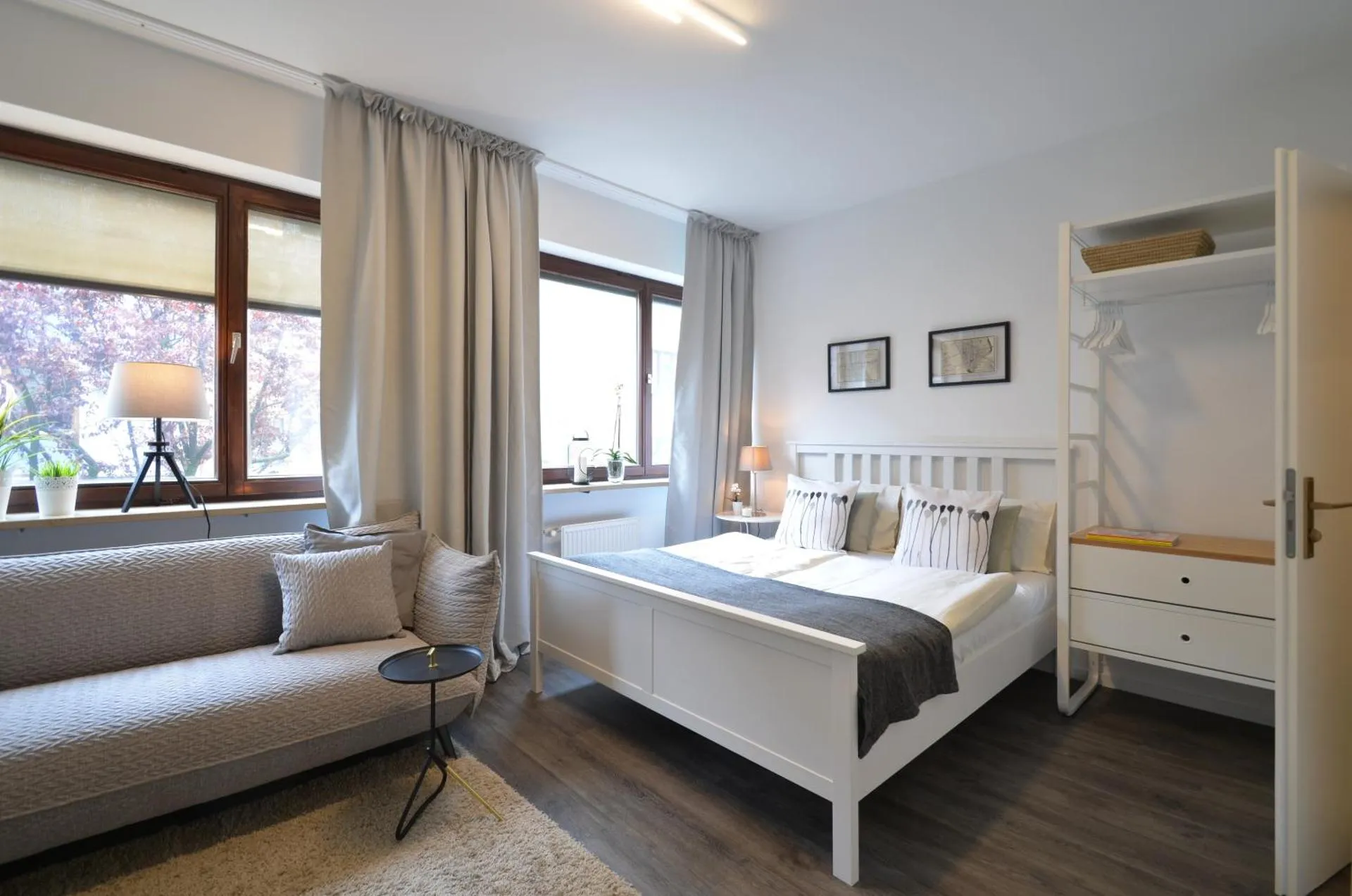Dog Friendly Aparthotel $Munich - $Munich Aparthotel