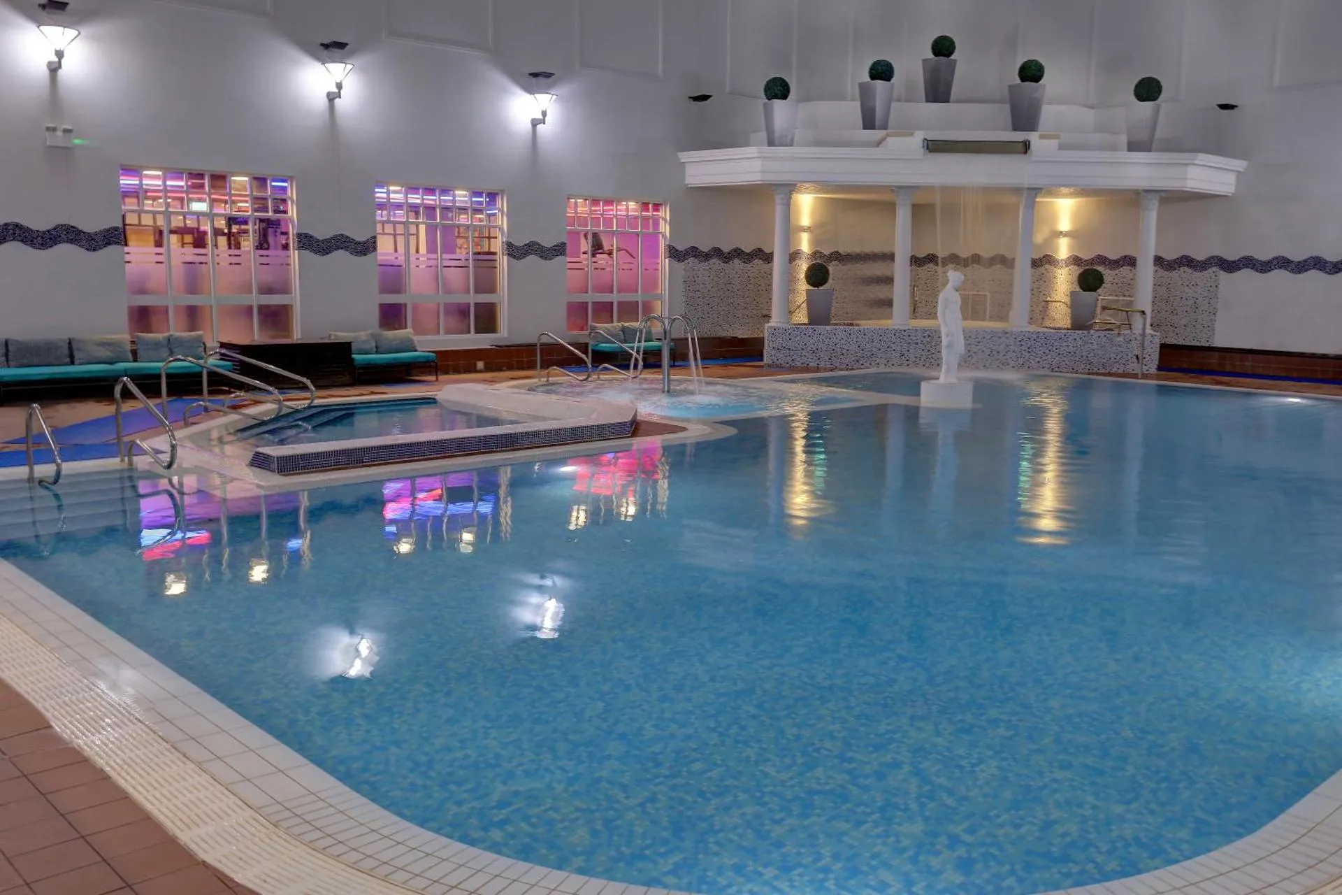 Dog Friendly Hotel $Grantham - $Belton Woods Hotel, Spa & Golf Resort