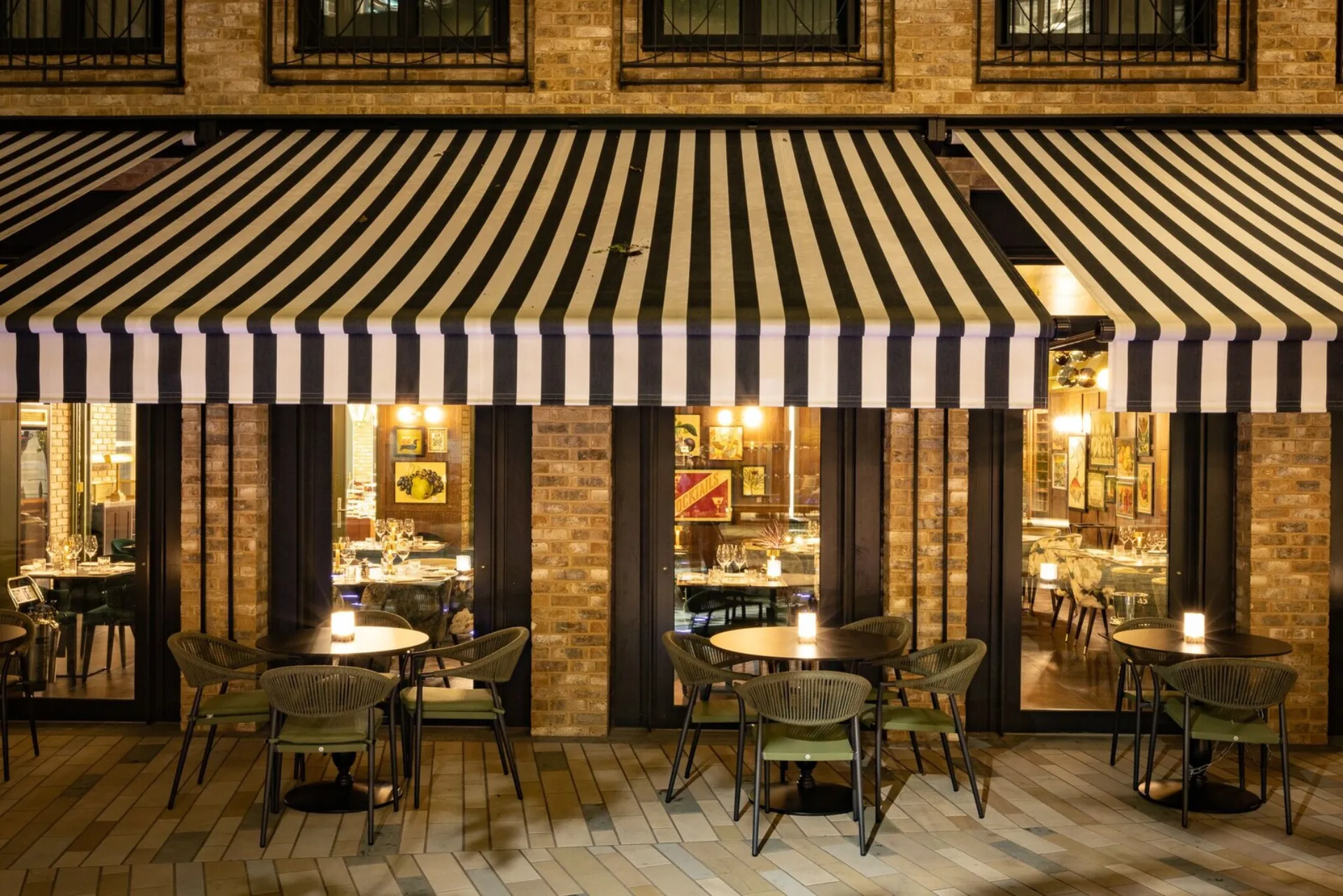 Sun Street Hotel, a dog friendly hotel in London