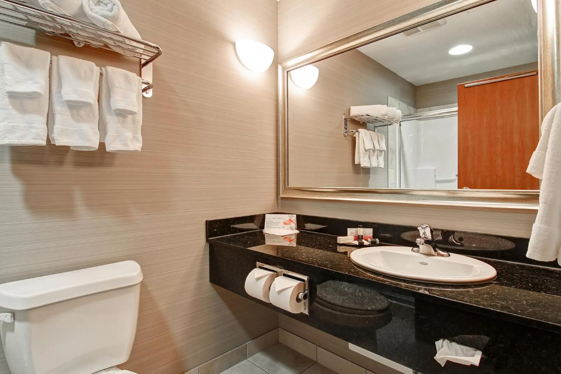 Dog Friendly Hotel $Esterhazy - $Canalta Hotel Esterhazy