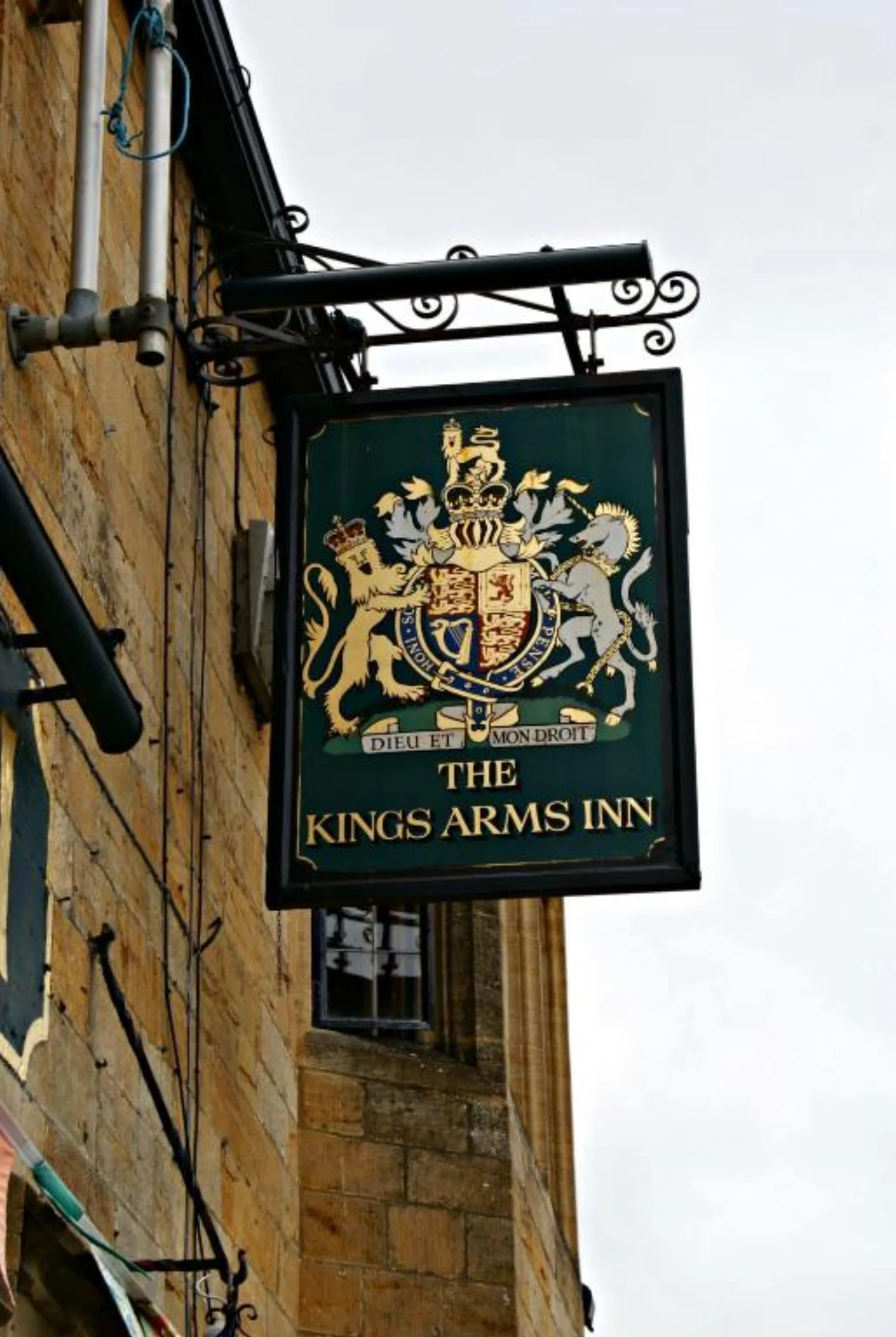 The Kings Arms Inn interior