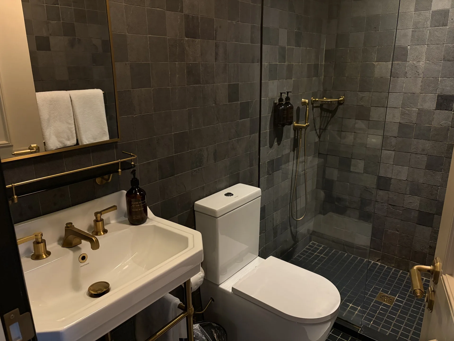 Shiki no Mori Hotel interior