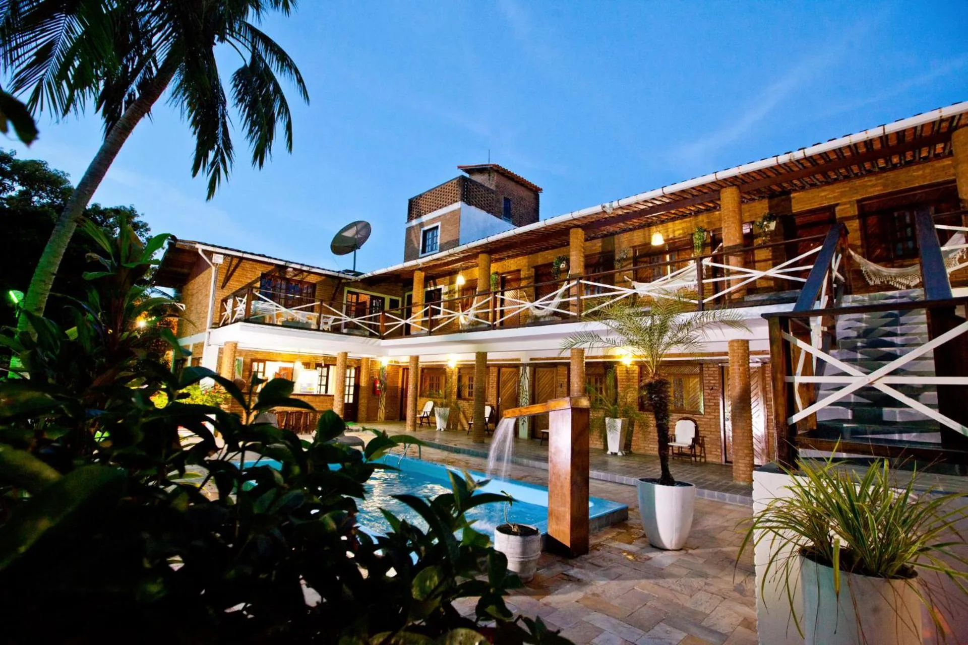 Dog Friendly Inn $Praia do Frances - $Pousada Lua Cheia