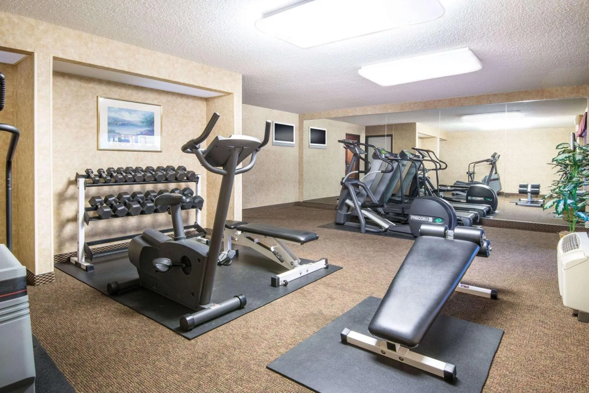 Travelodge by Wyndham Pueblo