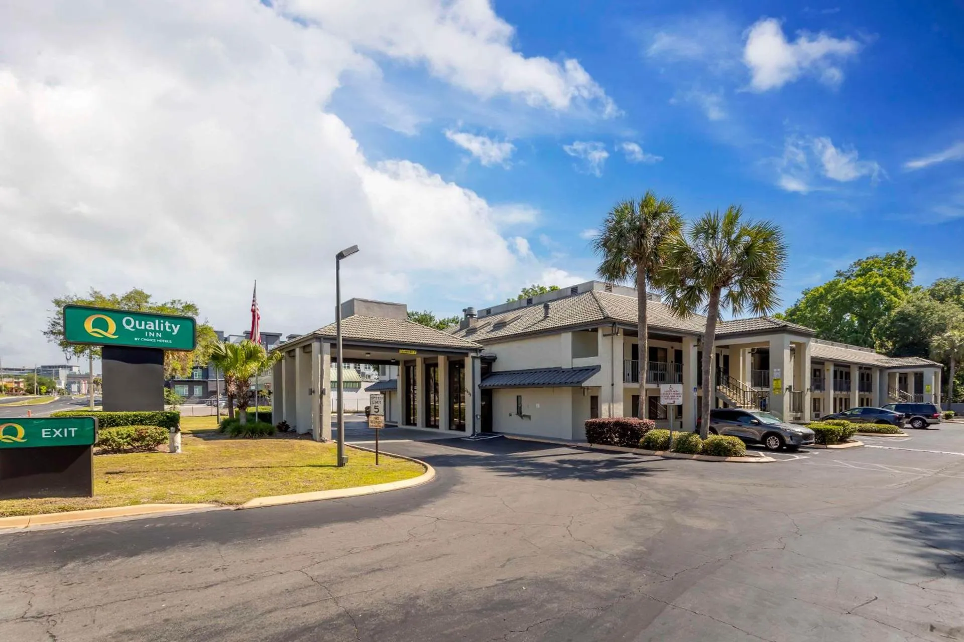 Quality Inn University
