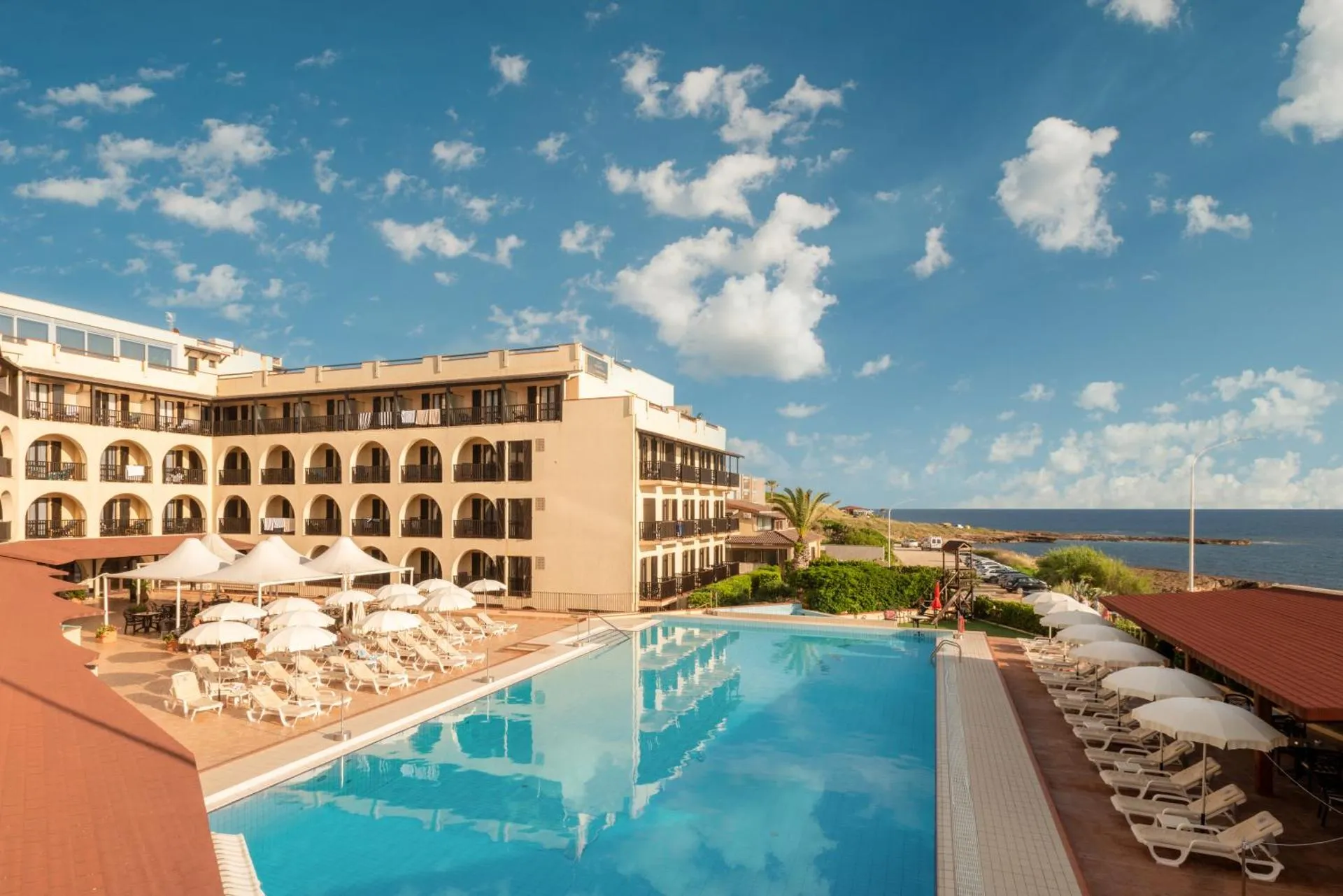 Dog Friendly Hotel $Alghero - $Hotel Calabona