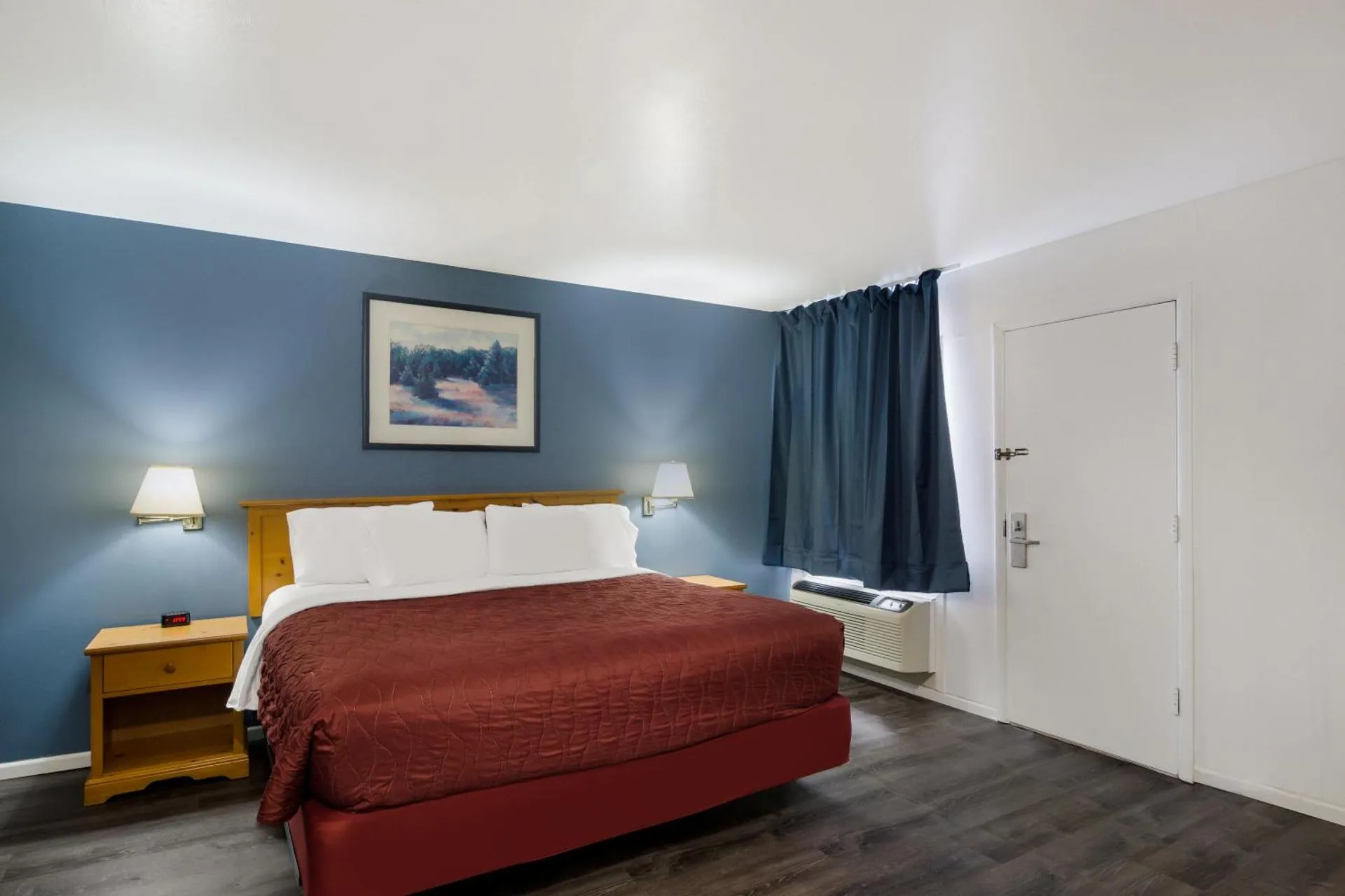Rodeway Inn & Suites