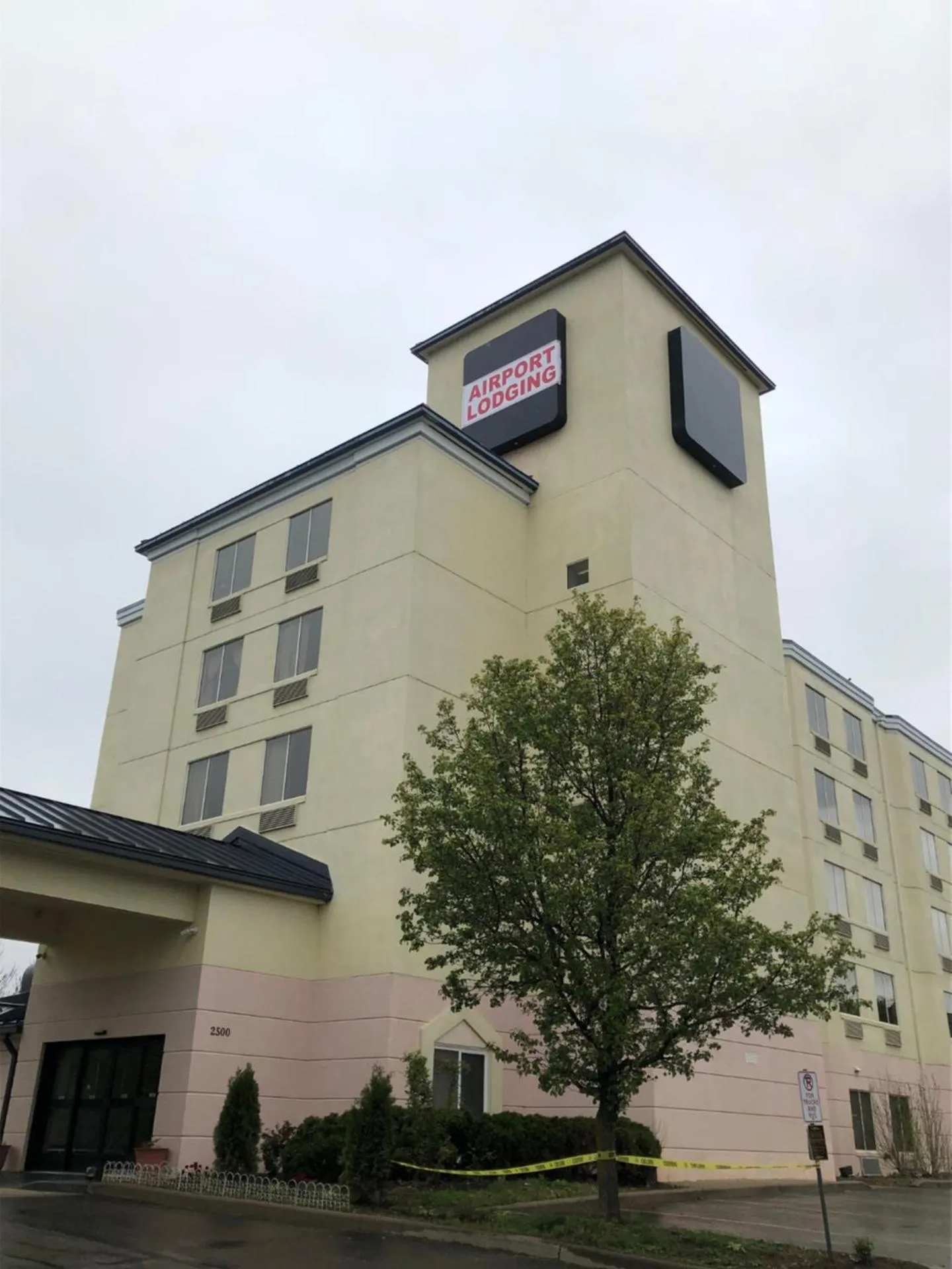 Motel 6 Coraopolis, PA Pittsburgh Airport