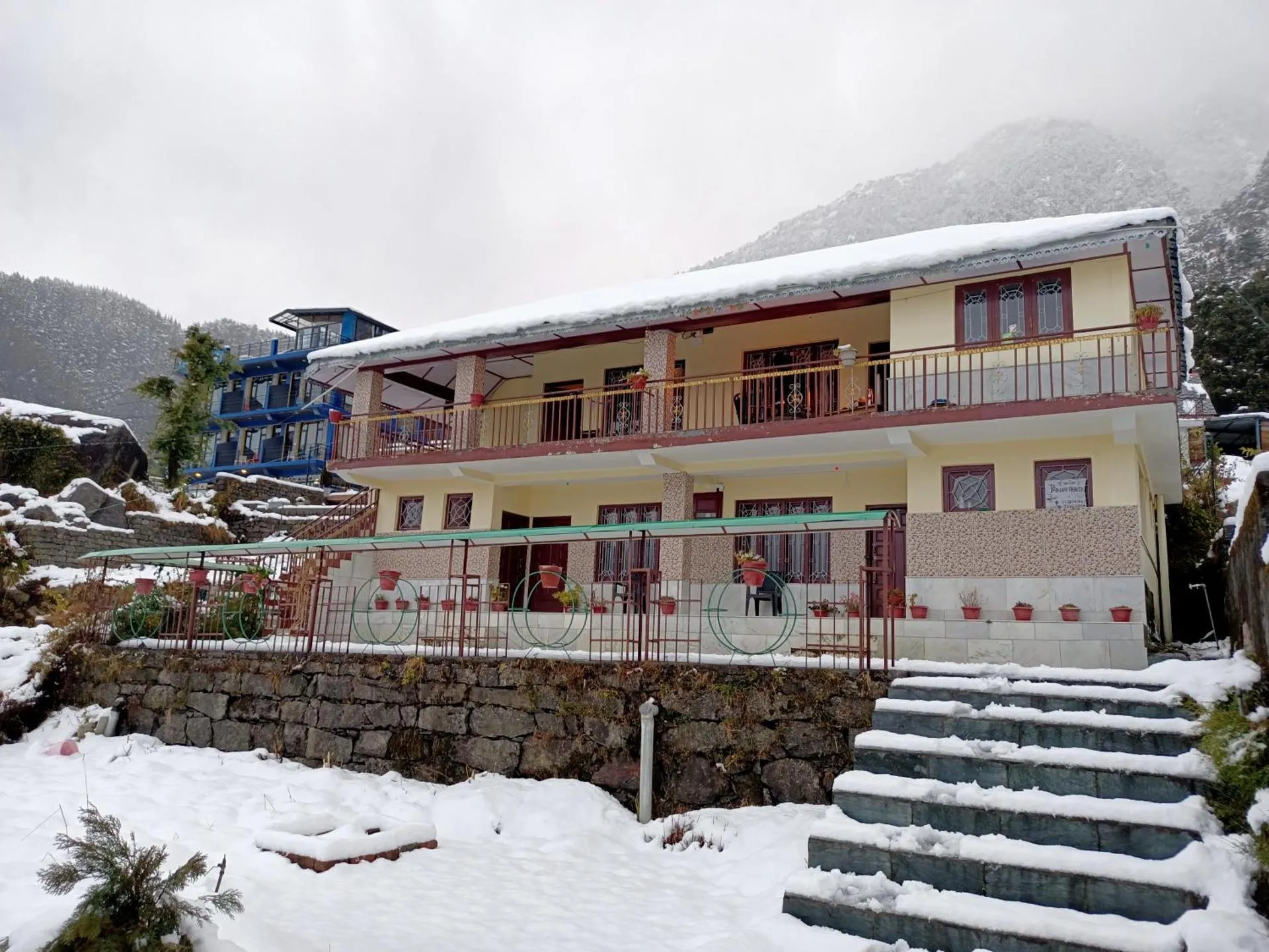 Parvati house Dharamkot (McLeod Ganj)