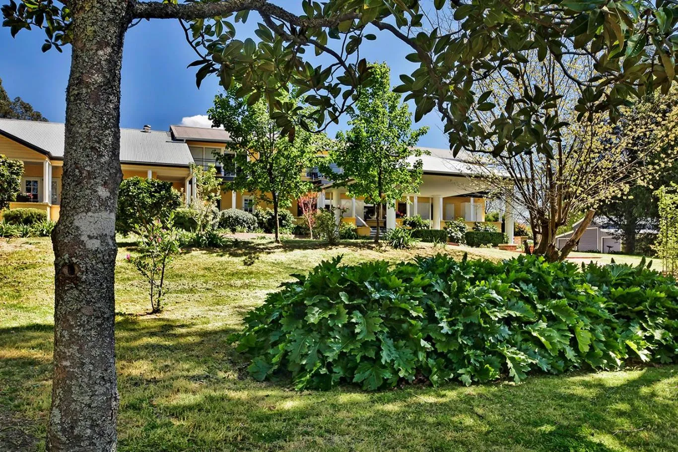 Dog Friendly Bed and breakfast $Bundanoon - $Bundanoon Lodge