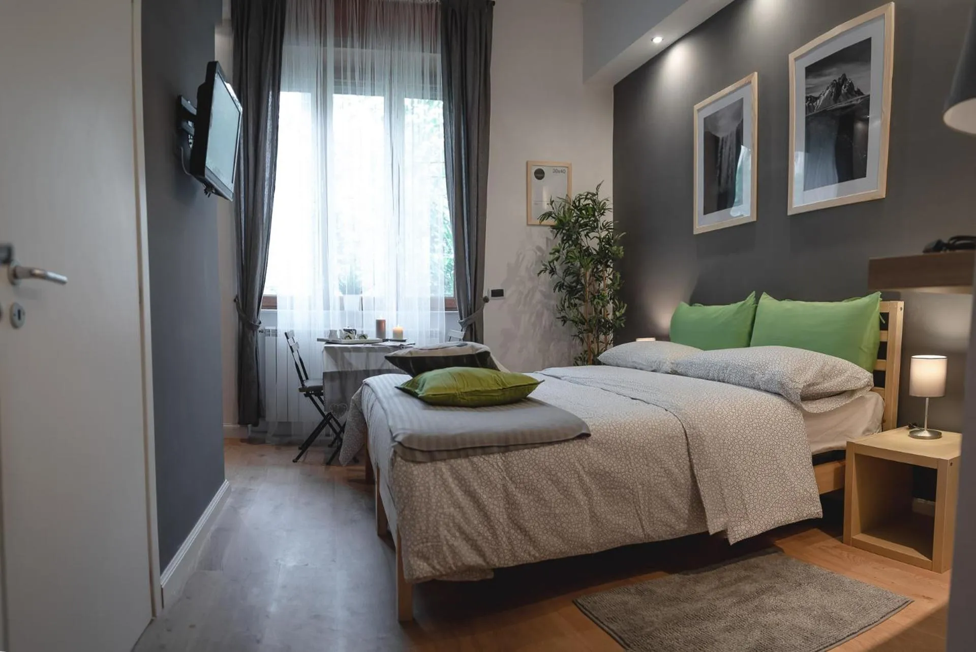 Dog Friendly Bed and breakfast $Naples - $Casa Lena B&B
