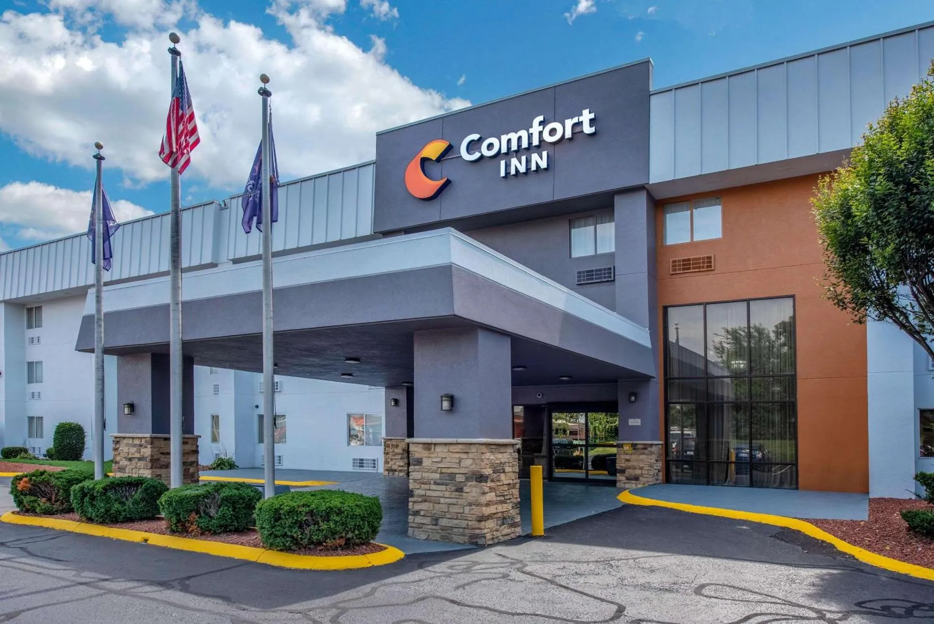 Dog Friendly Hotel $Indianapolis - $Comfort Inn South