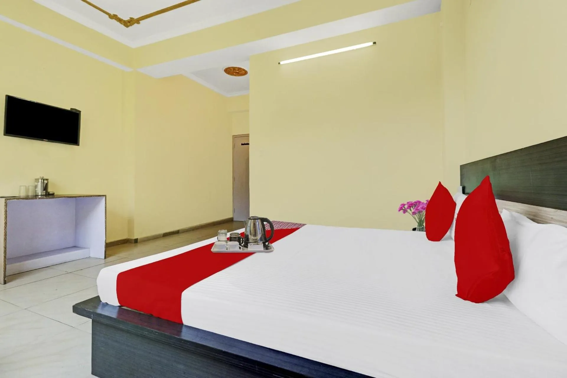 OYO 89140 Hotel Atul