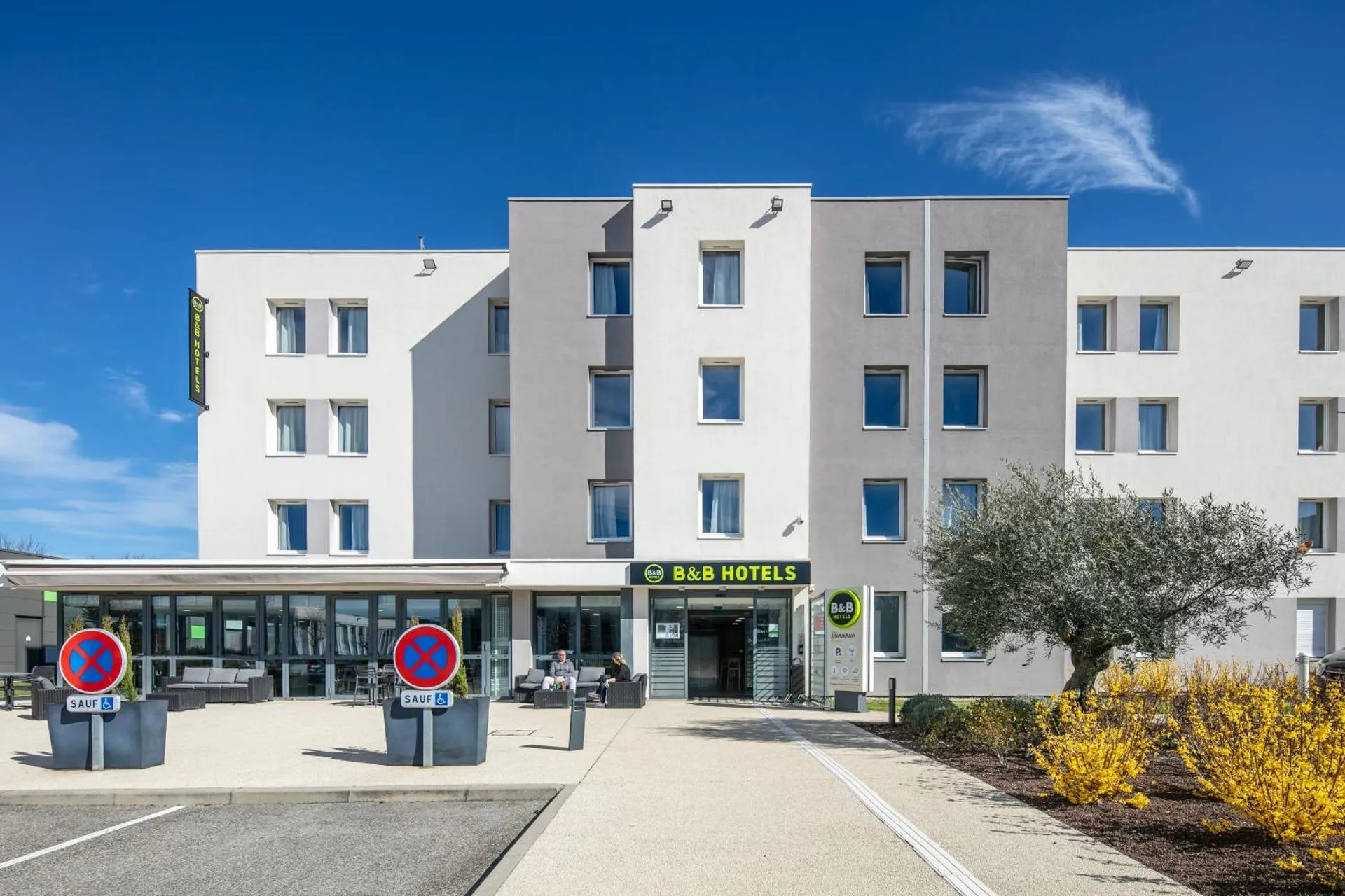 Première Classe Lyon Est - Saint Quentin Fallavier - Aéroport