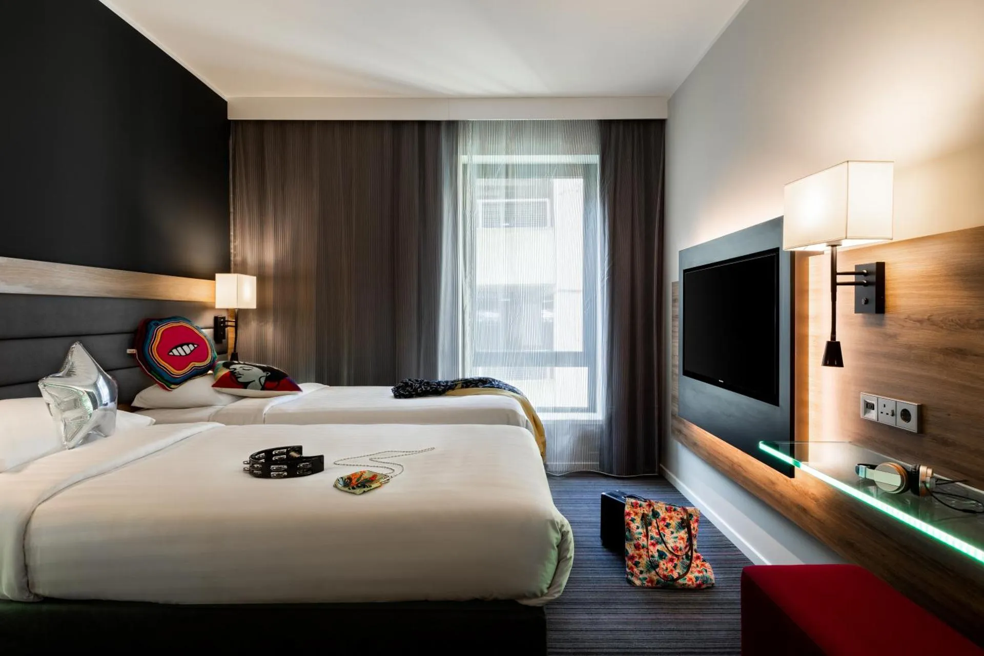 Dog Friendly Hotel $Hounslow - $Moxy London Heathrow Airport