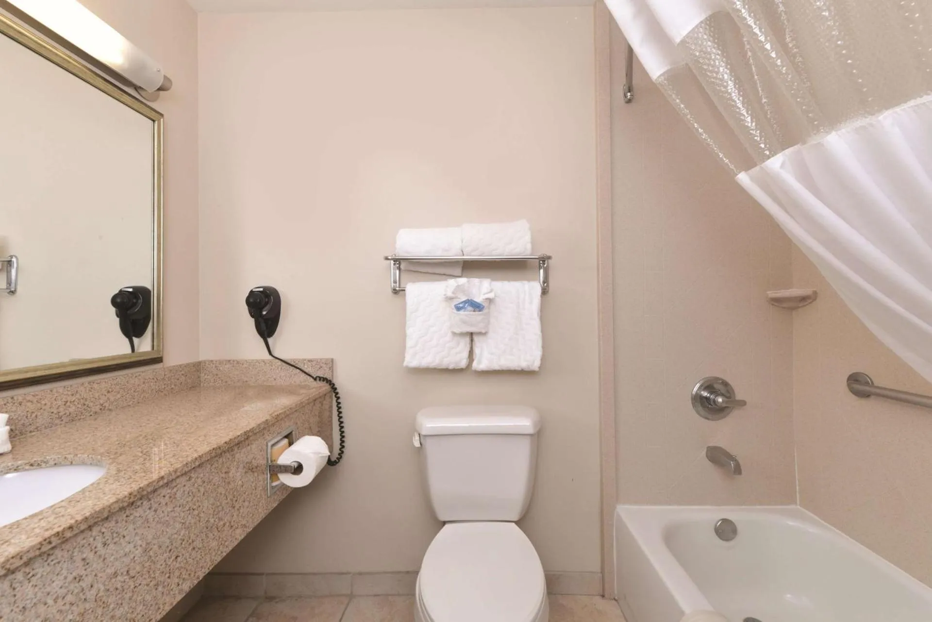 Dog Friendly Hotel $Ruidoso Downs - $La Quinta by Wyndham Ruidoso Downs
