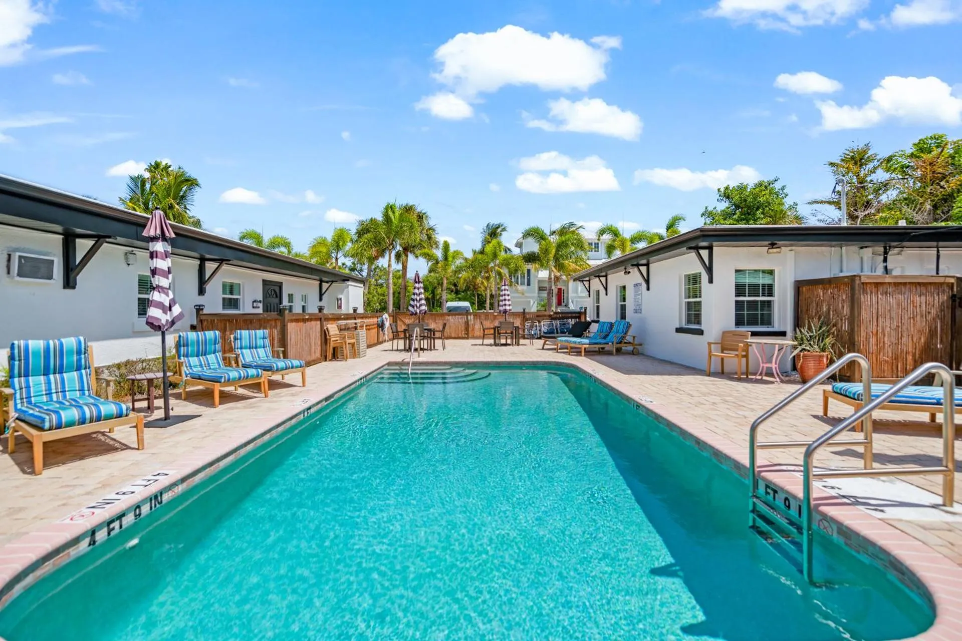 Haley's at Anna Maria Island Inn