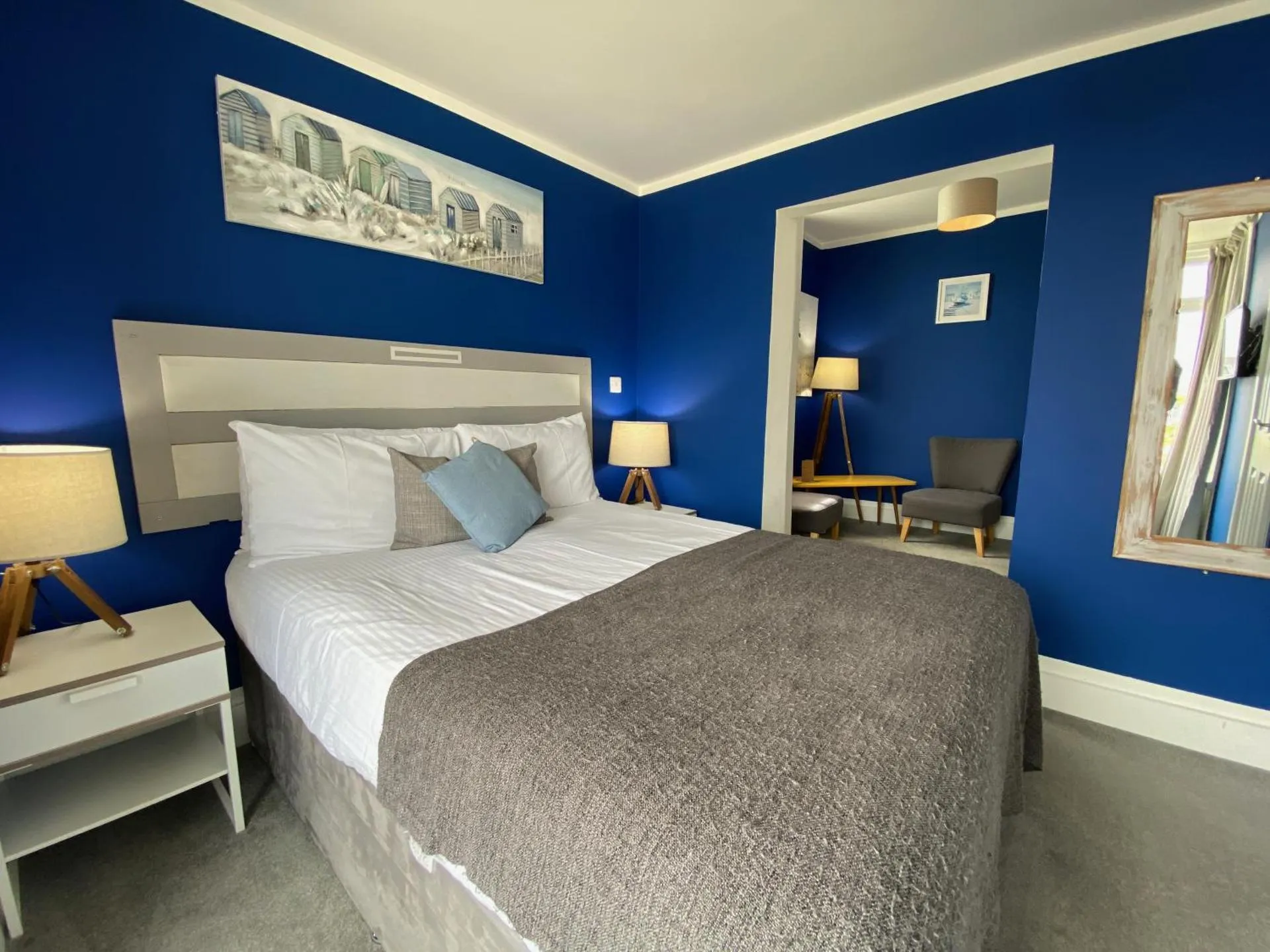 Dog Friendly Bed and breakfast $Newquay - $The Lyncroft