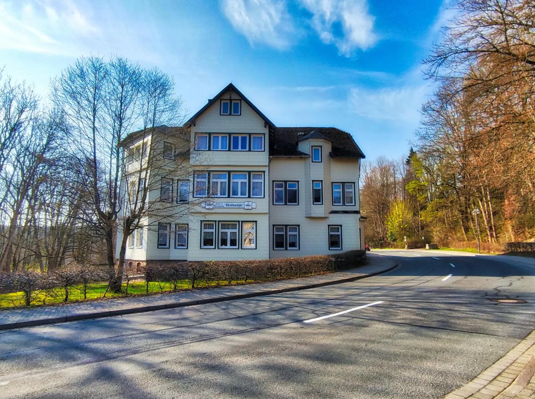 Dog Friendly Hotel $Elend - $Hotel Waldmühle