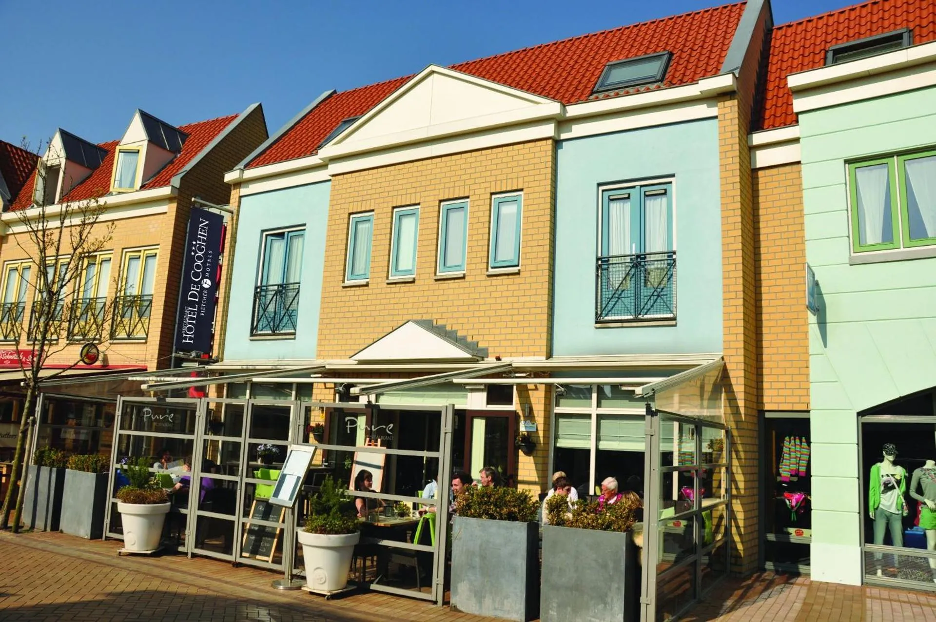 Dog Friendly Hotel $De Koog - $Fletcher Hotel - Restaurant de Cooghen