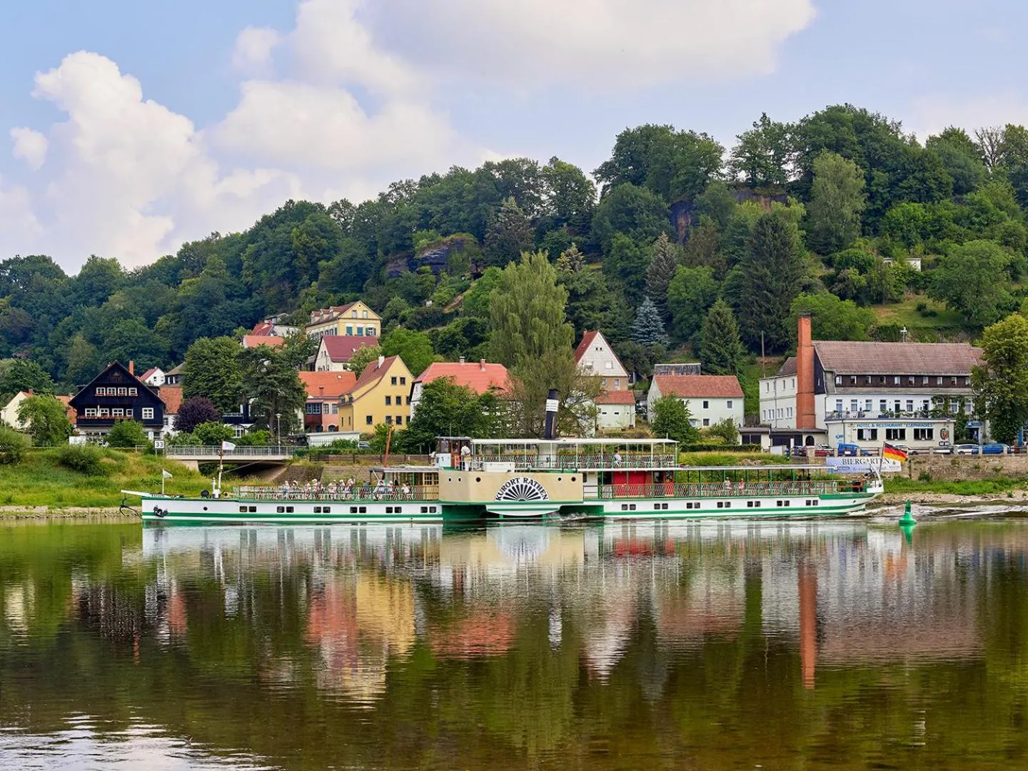 Dog Friendly Hotel $Pirna - $Hotel Elbparadies