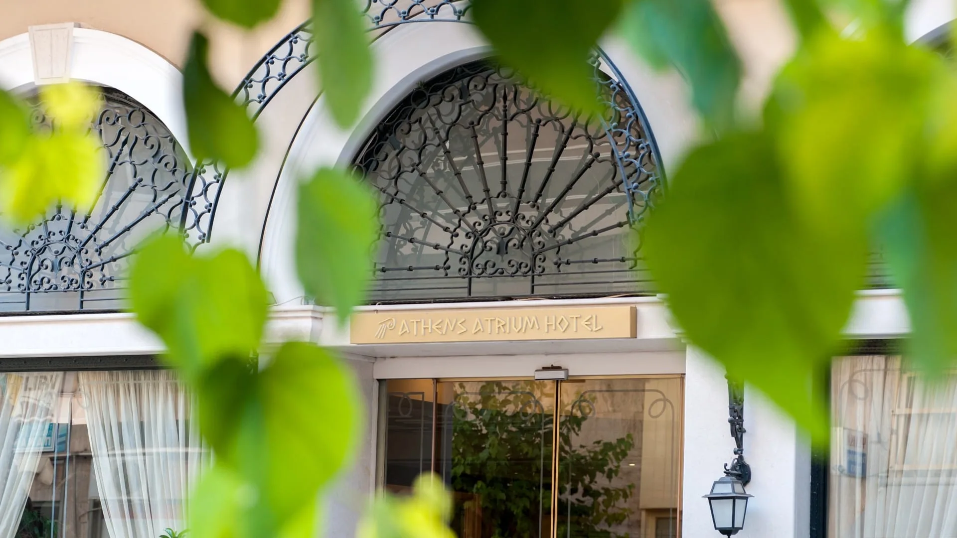 Athens Atrium Hotel & Jacuzzi Suites
