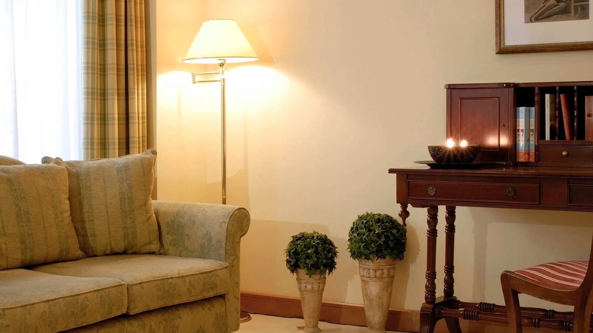 Athens Atrium Hotel & Jacuzzi Suites interior
