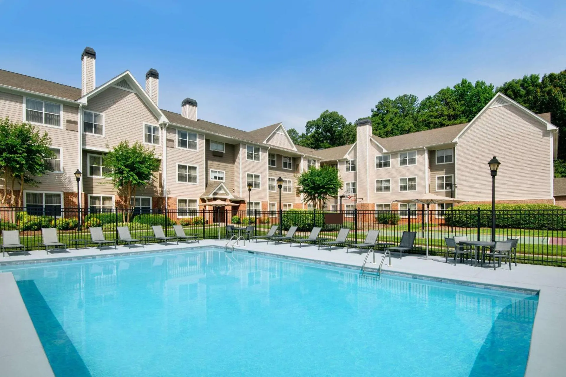 Dog Friendly Hotel $Alpharetta - $Sonesta ES Suites Atlanta Alpharetta North Point Mall