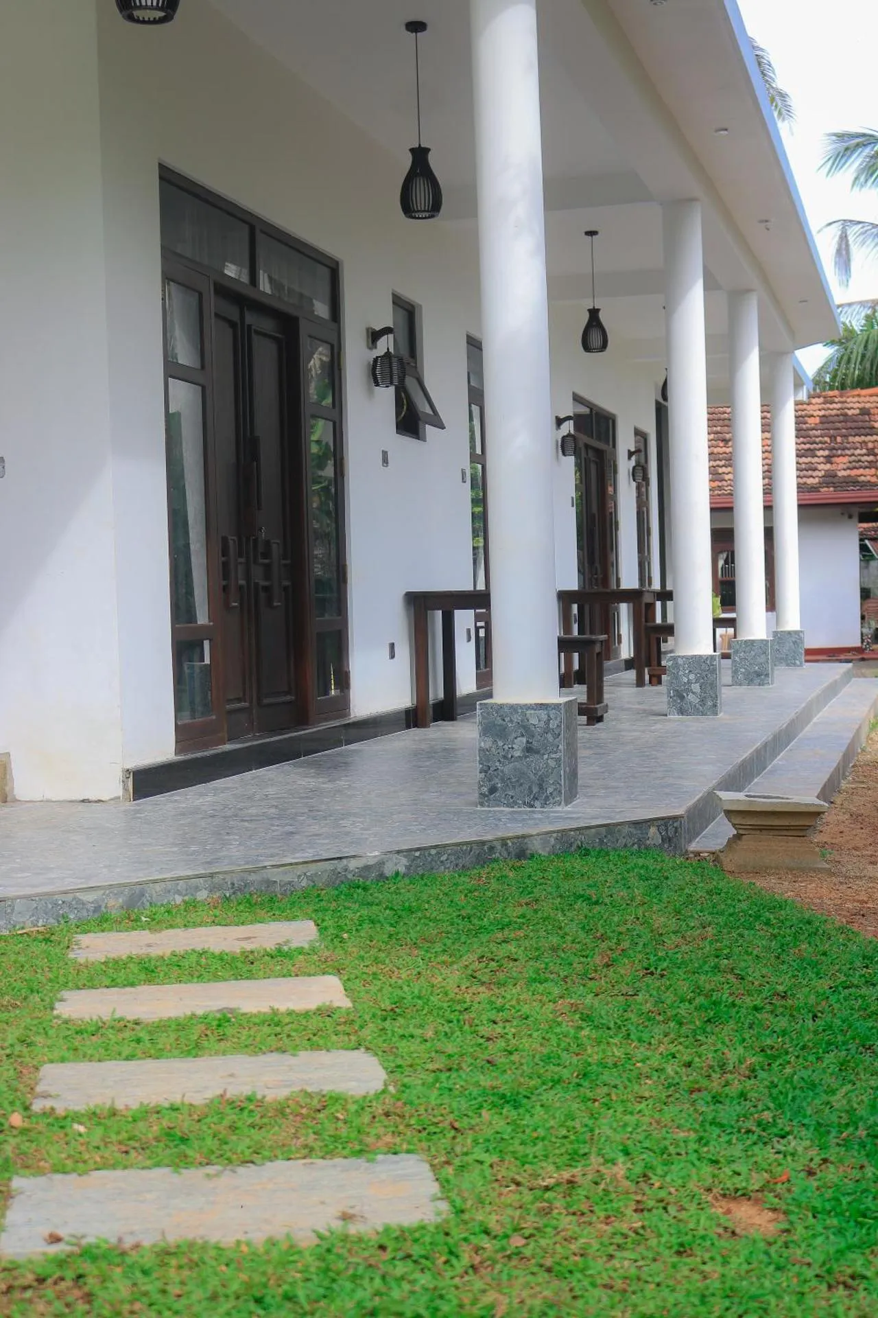 Eden Roc Guest Inn