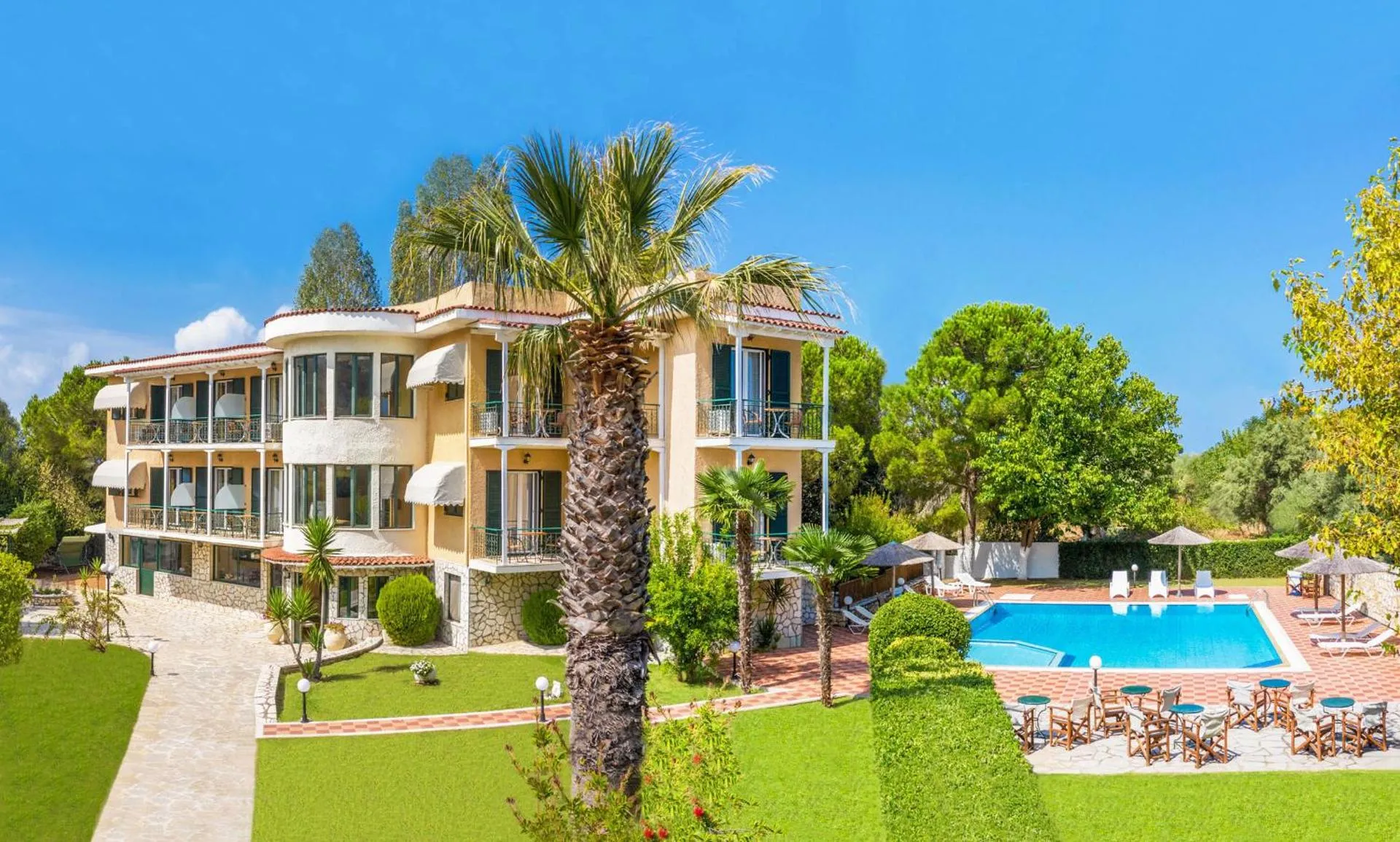 Dog Friendly Hotel $Tsoukaladhes - $Adani Hotel