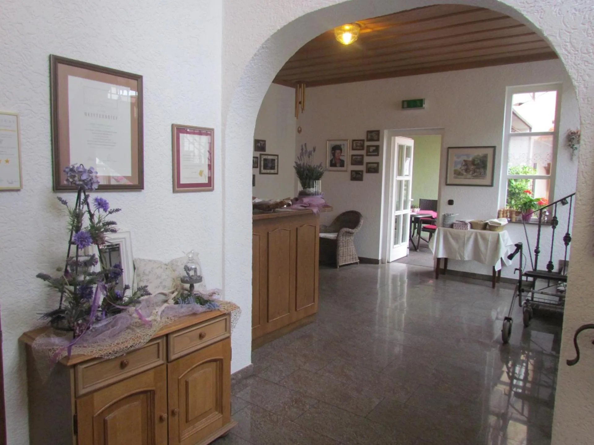 Dog Friendly Hotel $Trebur - $Hotel Zum Erker