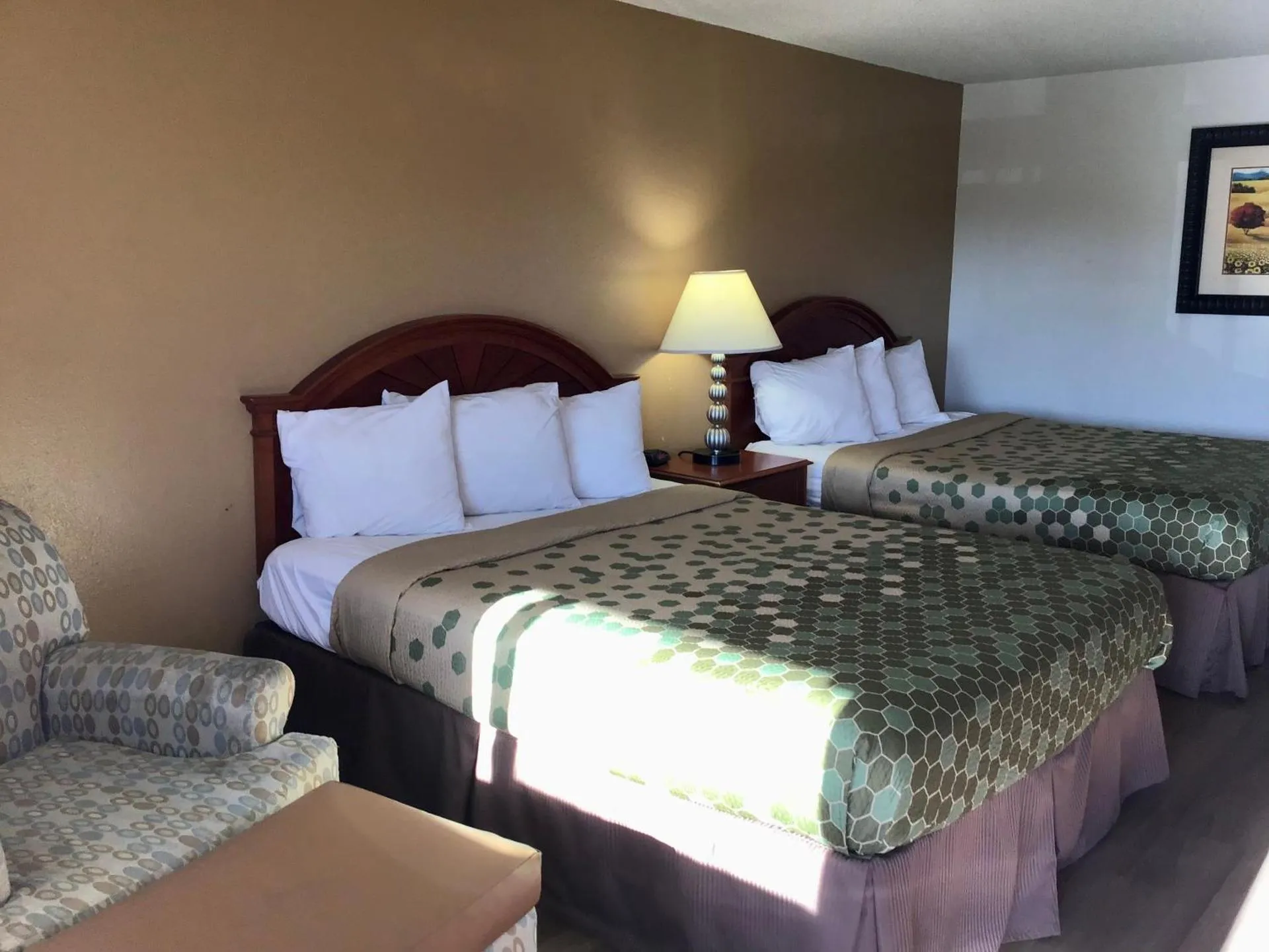 Travelodge by Wyndham Sunnyside Yakima
